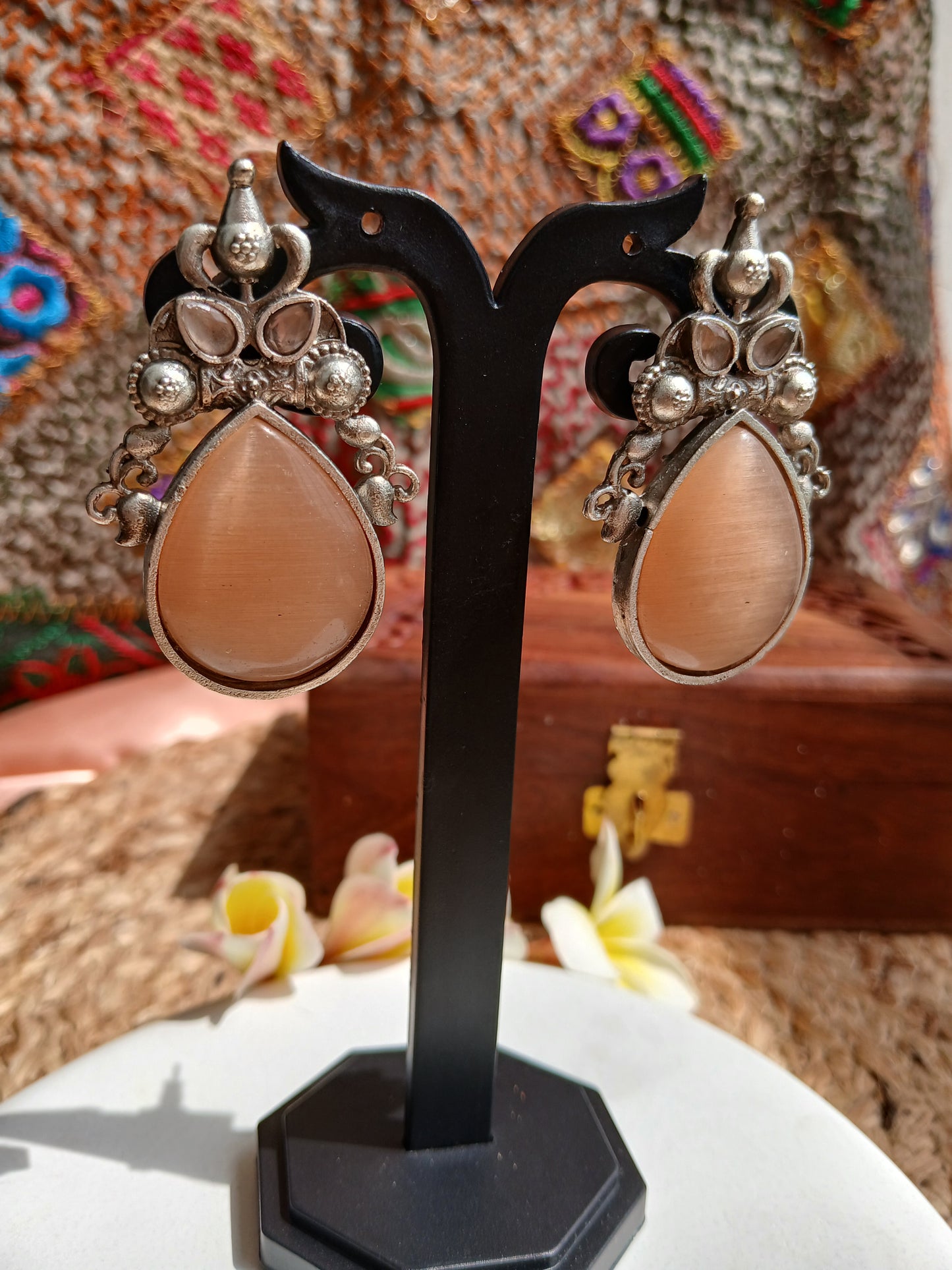Pooja Orange Studds