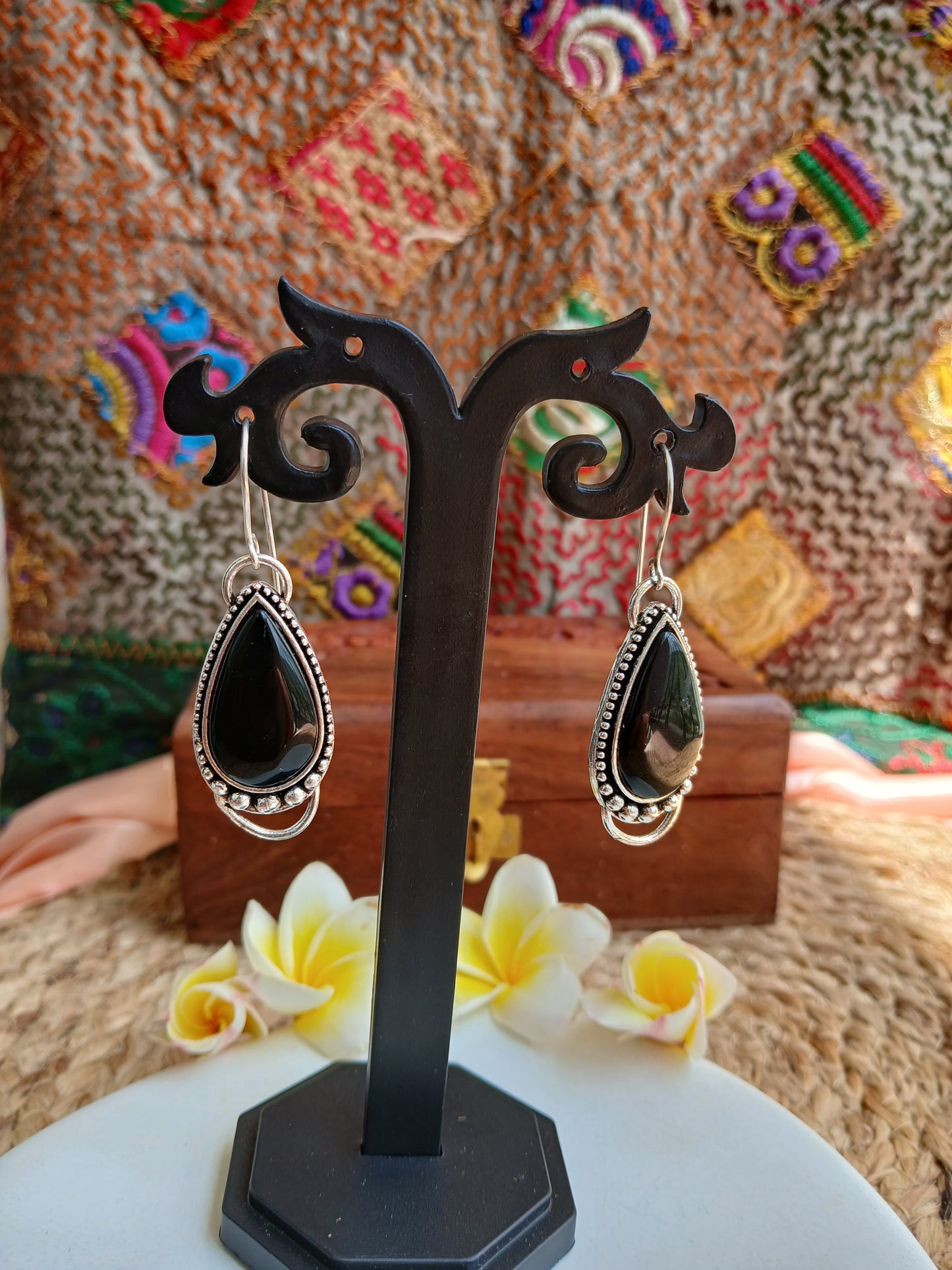 Sara Black Danglers