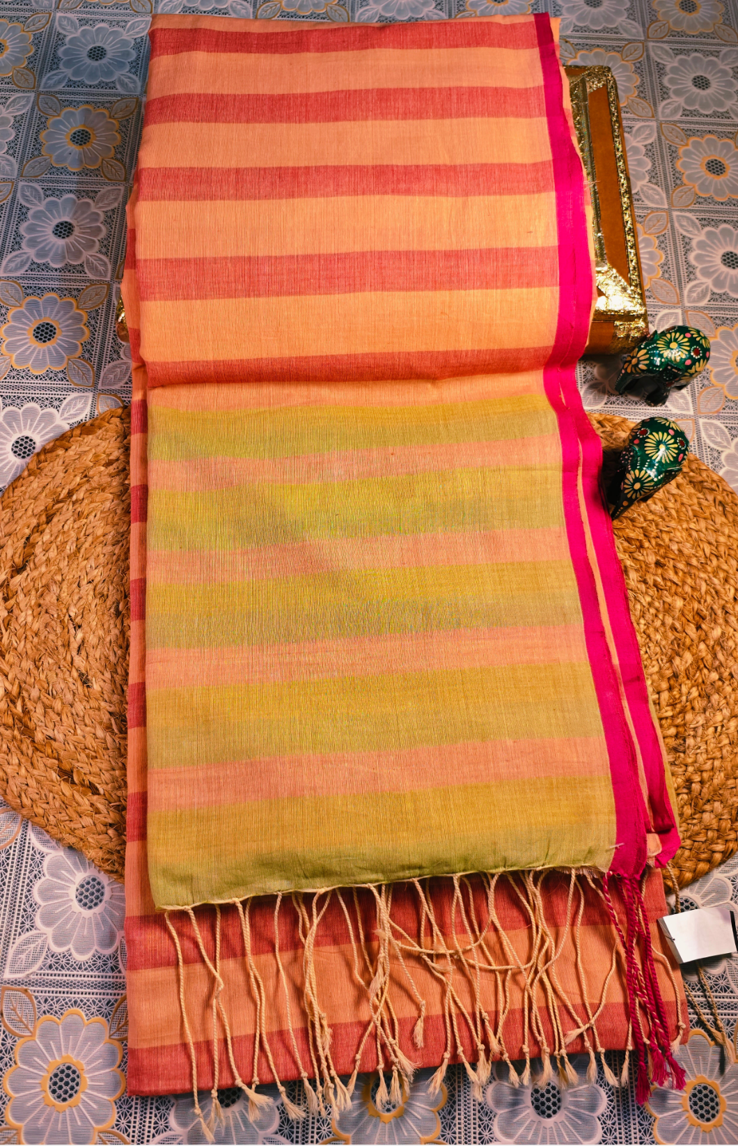 Mrinalika Handloom Saree Aadya's Fashion Blings