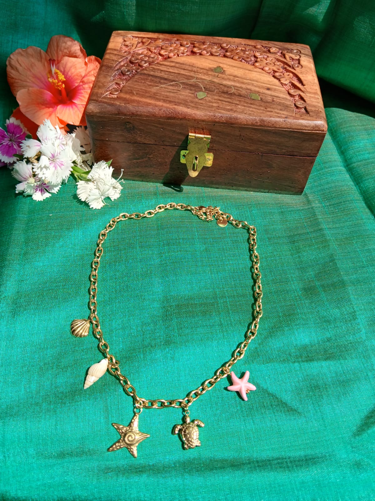 Seashell Luxe Pendant Aadya's Fashion Blings
