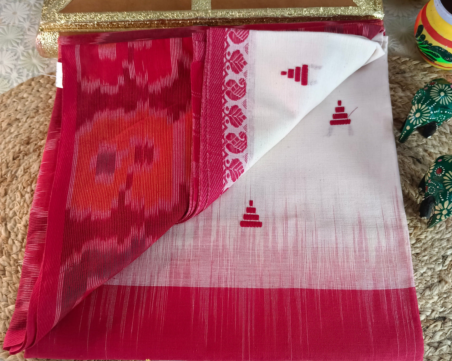 Komolika Handloom Saree Aadya's Fashion Blings