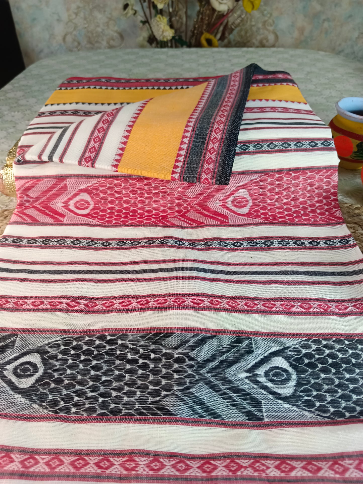 Bunonlata Handloom Saree
