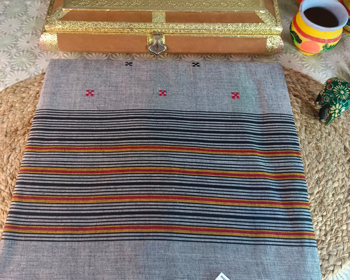 Nivriti Handloom Saree