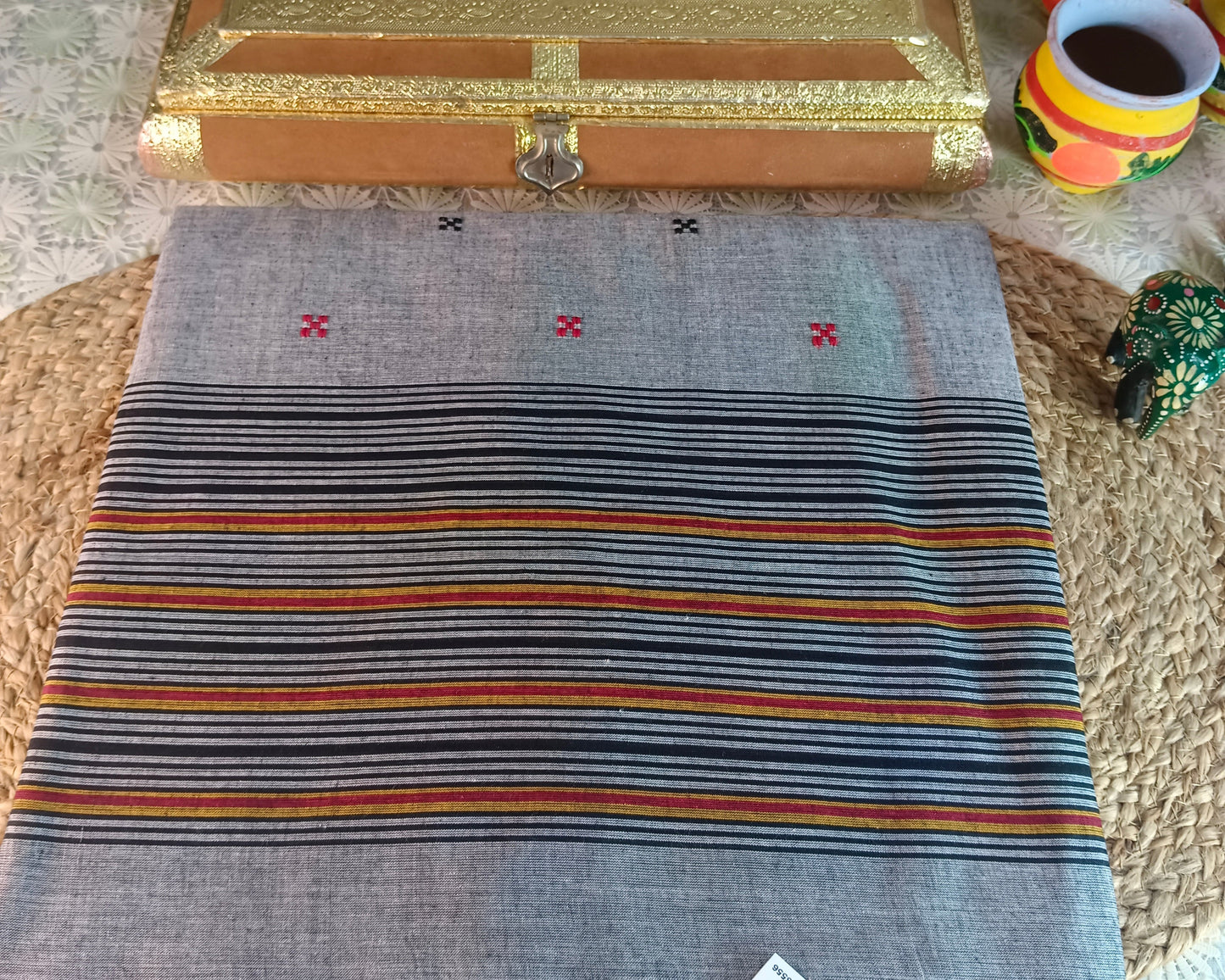 Nivriti Handloom Saree Aadya's Fashion Blings