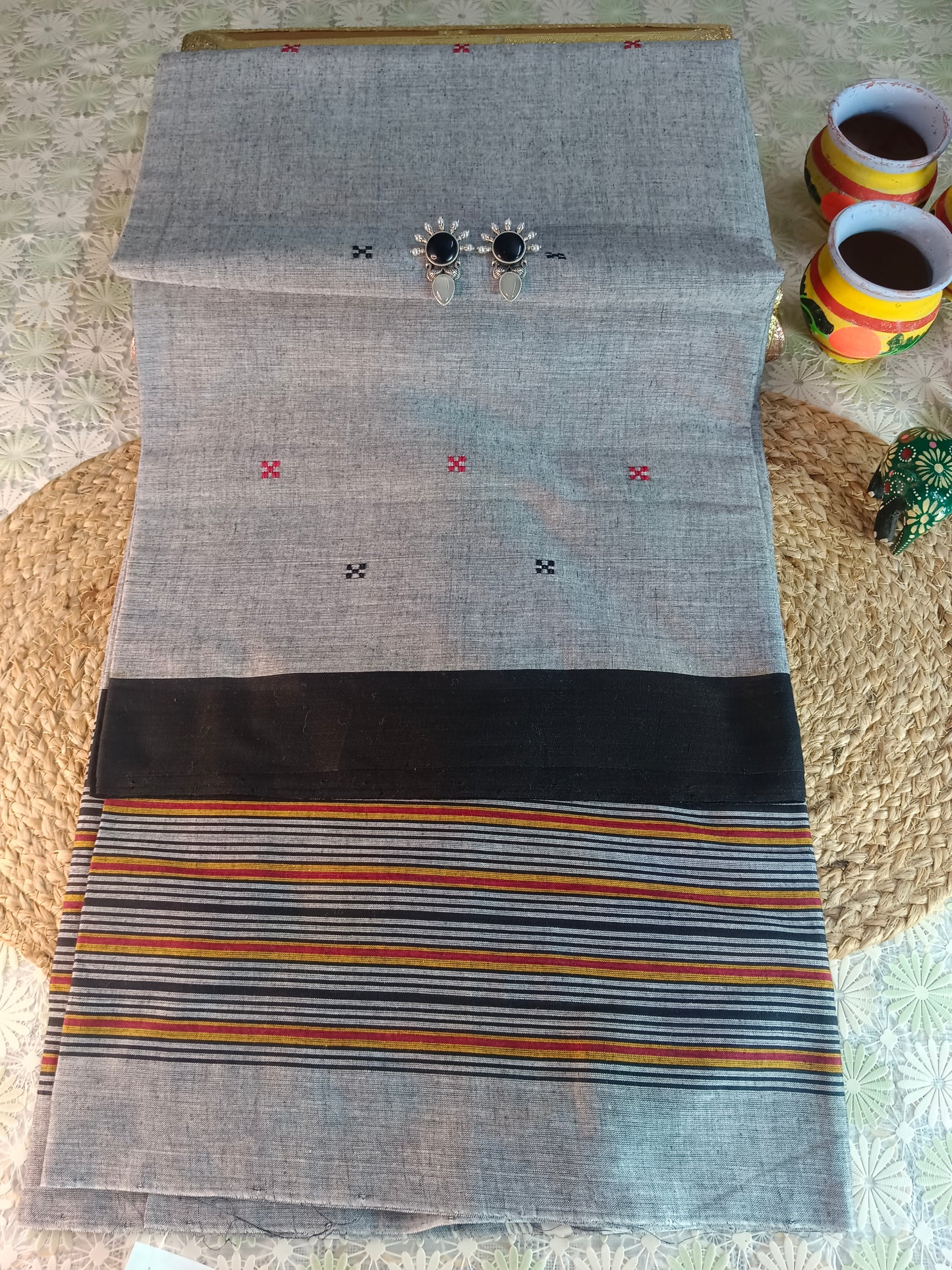 Nivriti Handloom Saree