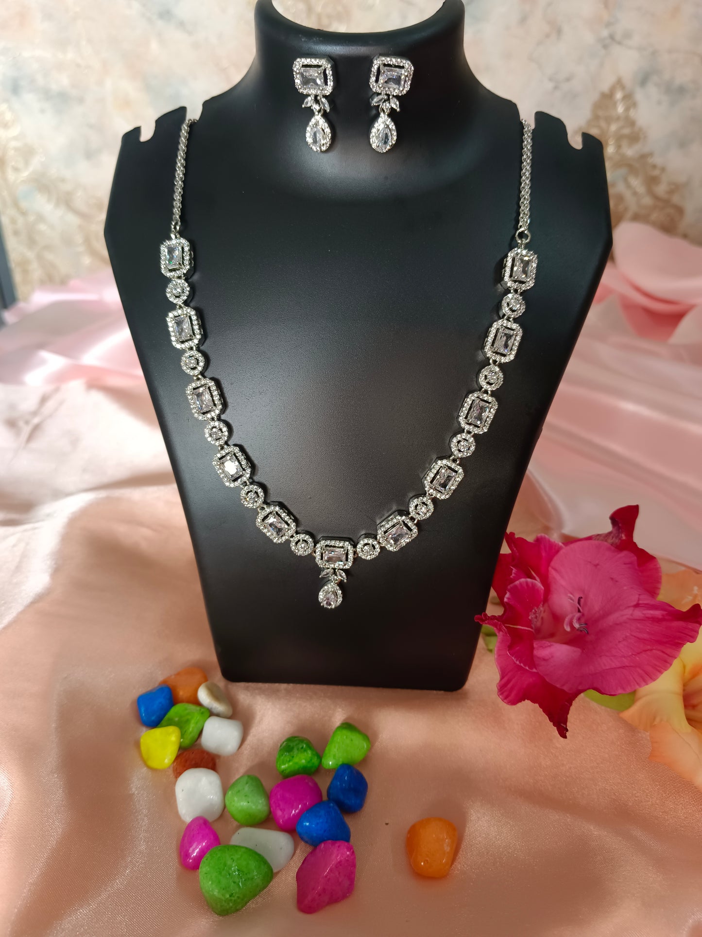 Anvi White Necklace