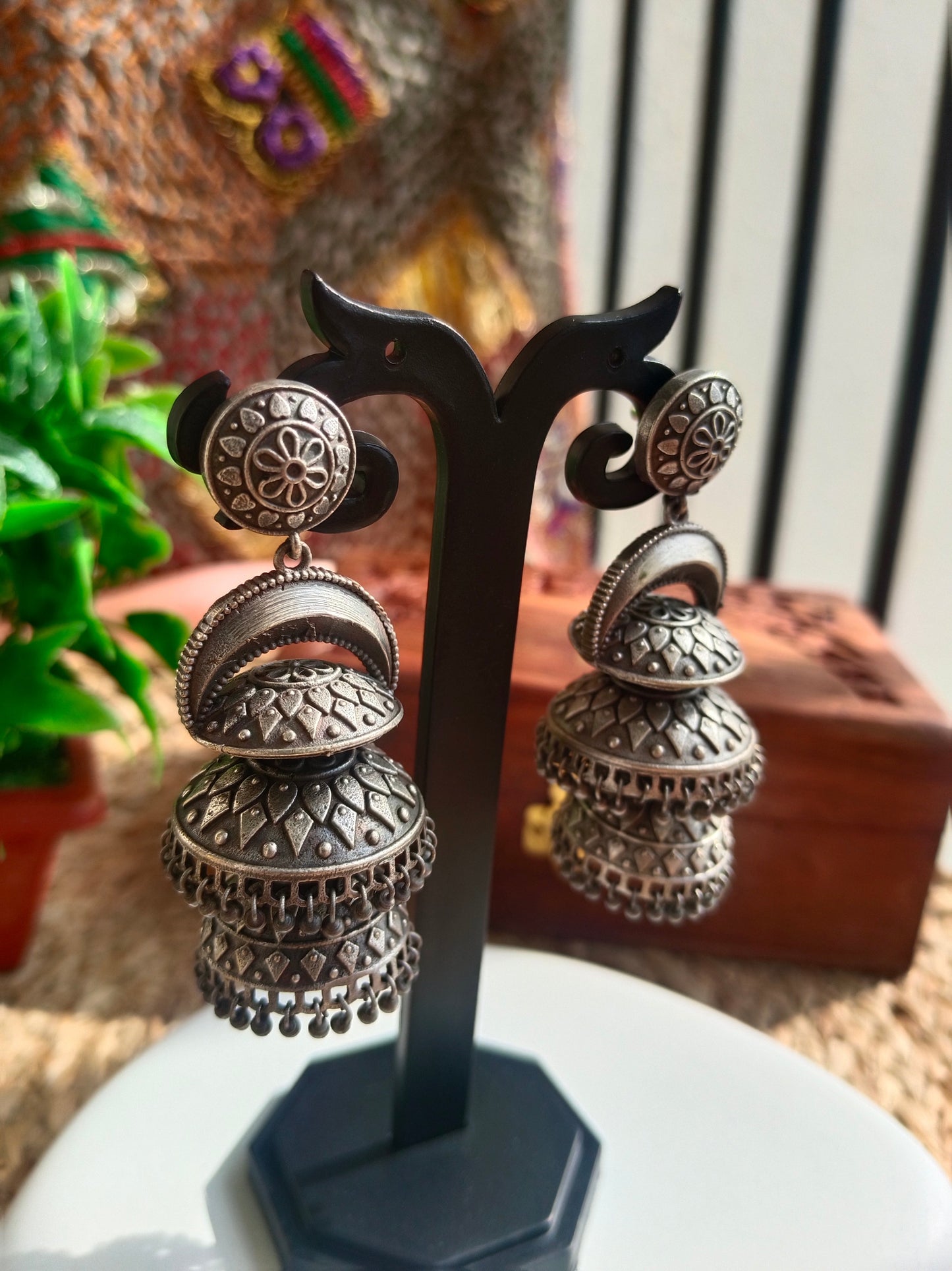 Anjali Shimmering Echoes Aadya's Fashion Blings