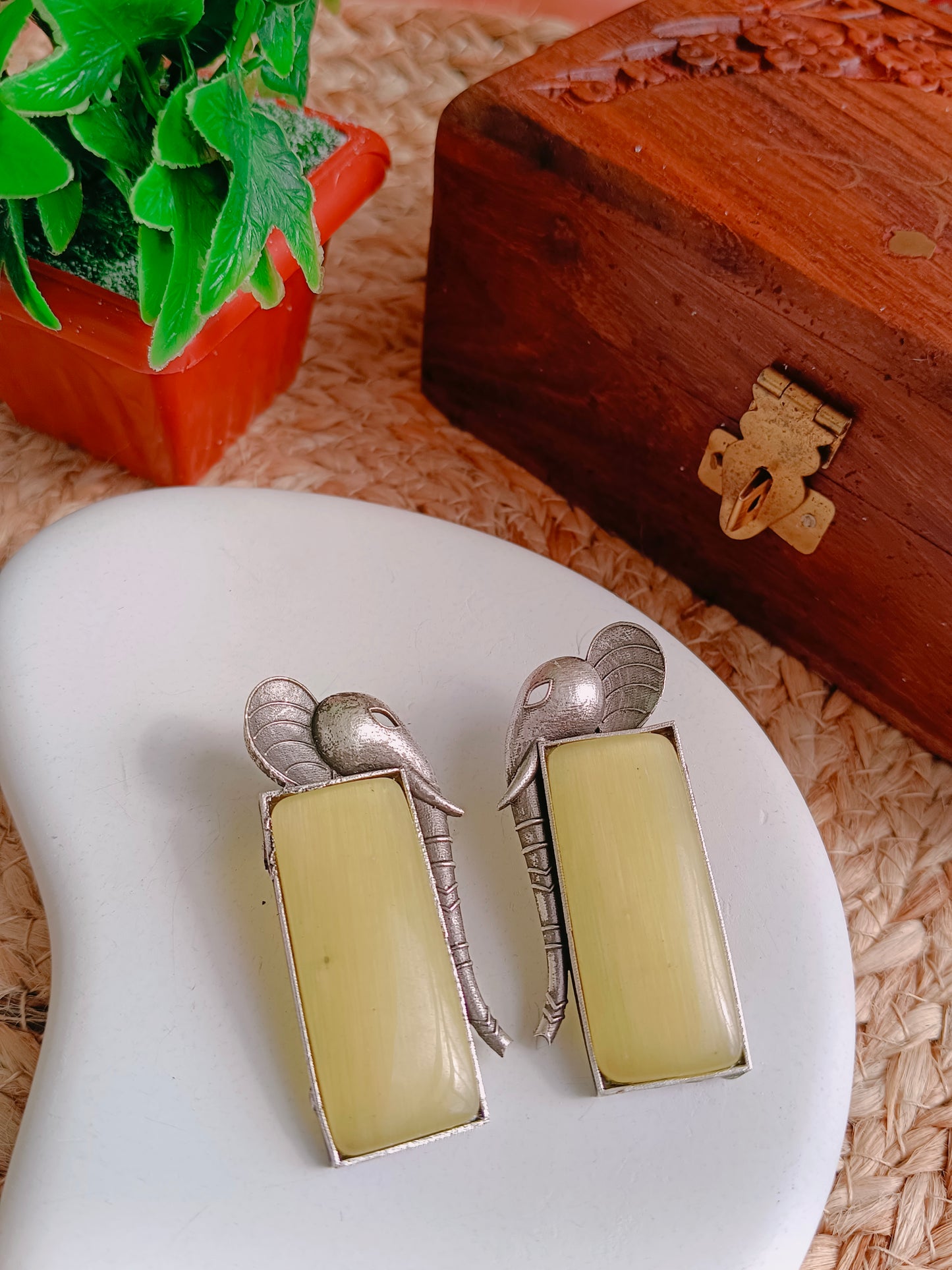 Gajraasi Yellow Studds