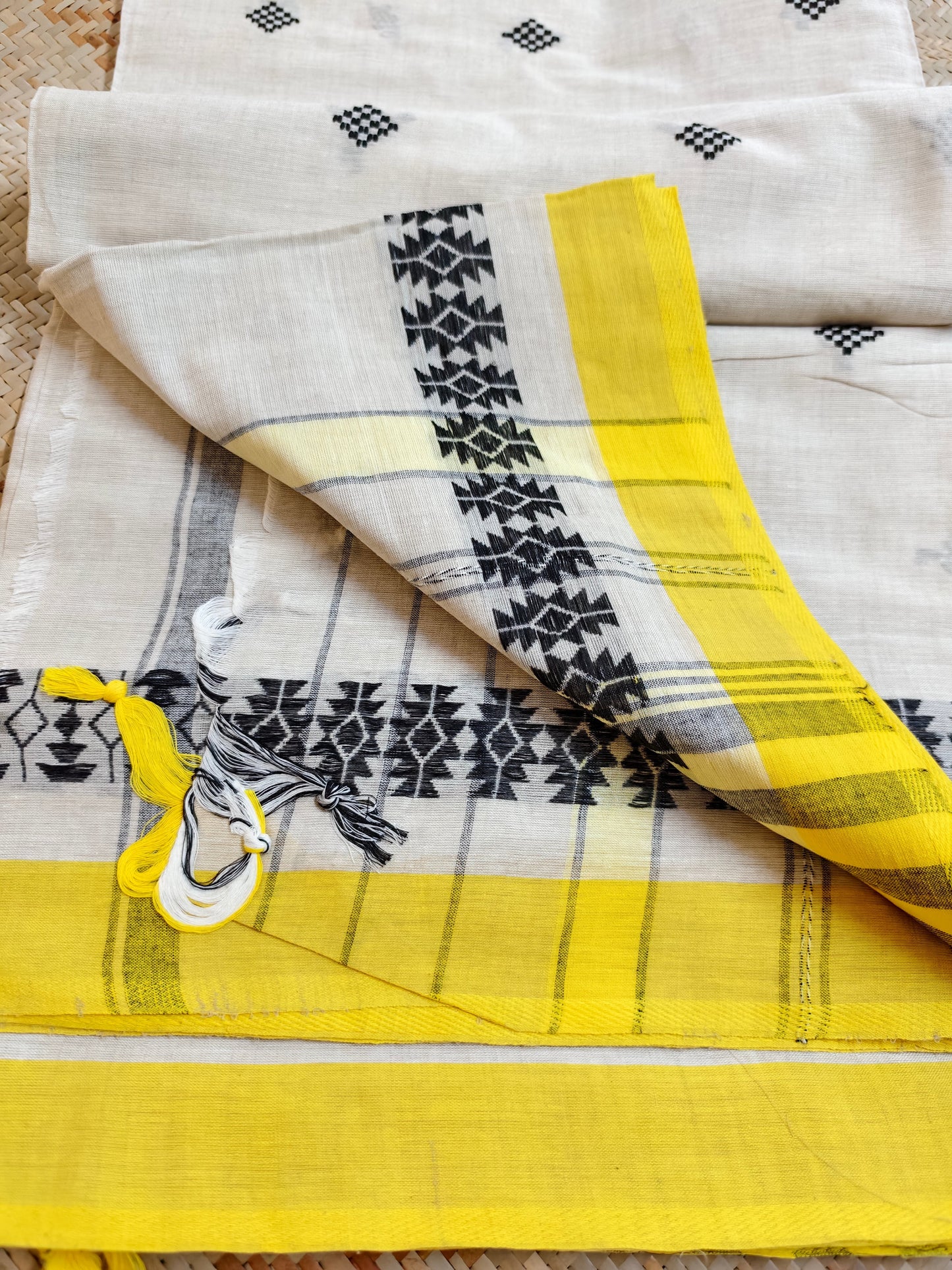 Tanirika Handloom Saree Aadya's Fashion Blings