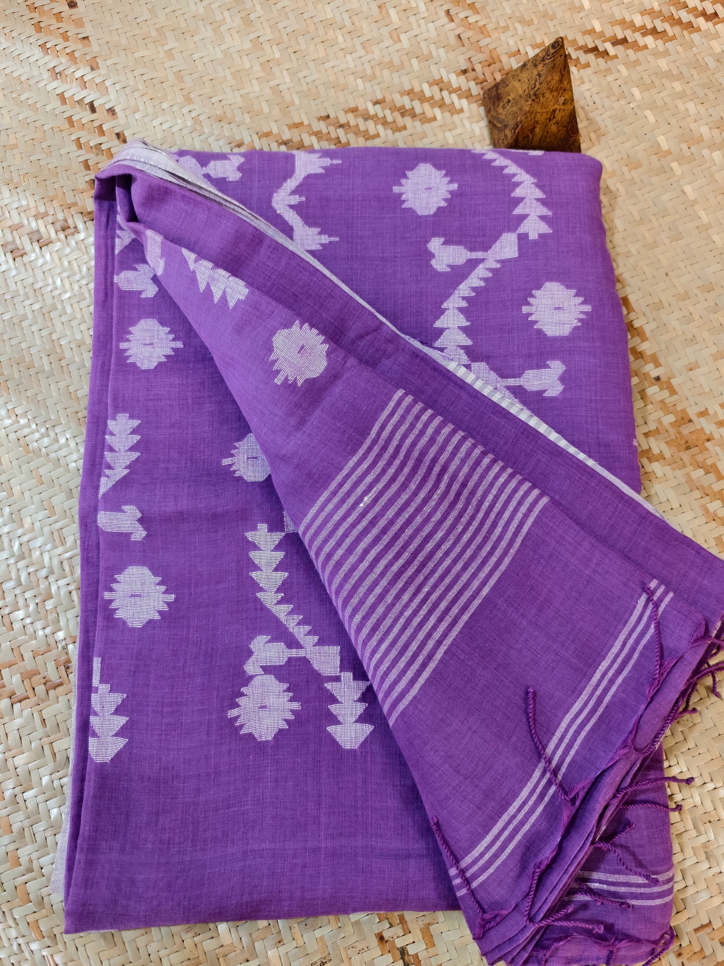 Sanjukta Handspun Handwoven Jamdani Aadya's Fashion Blings