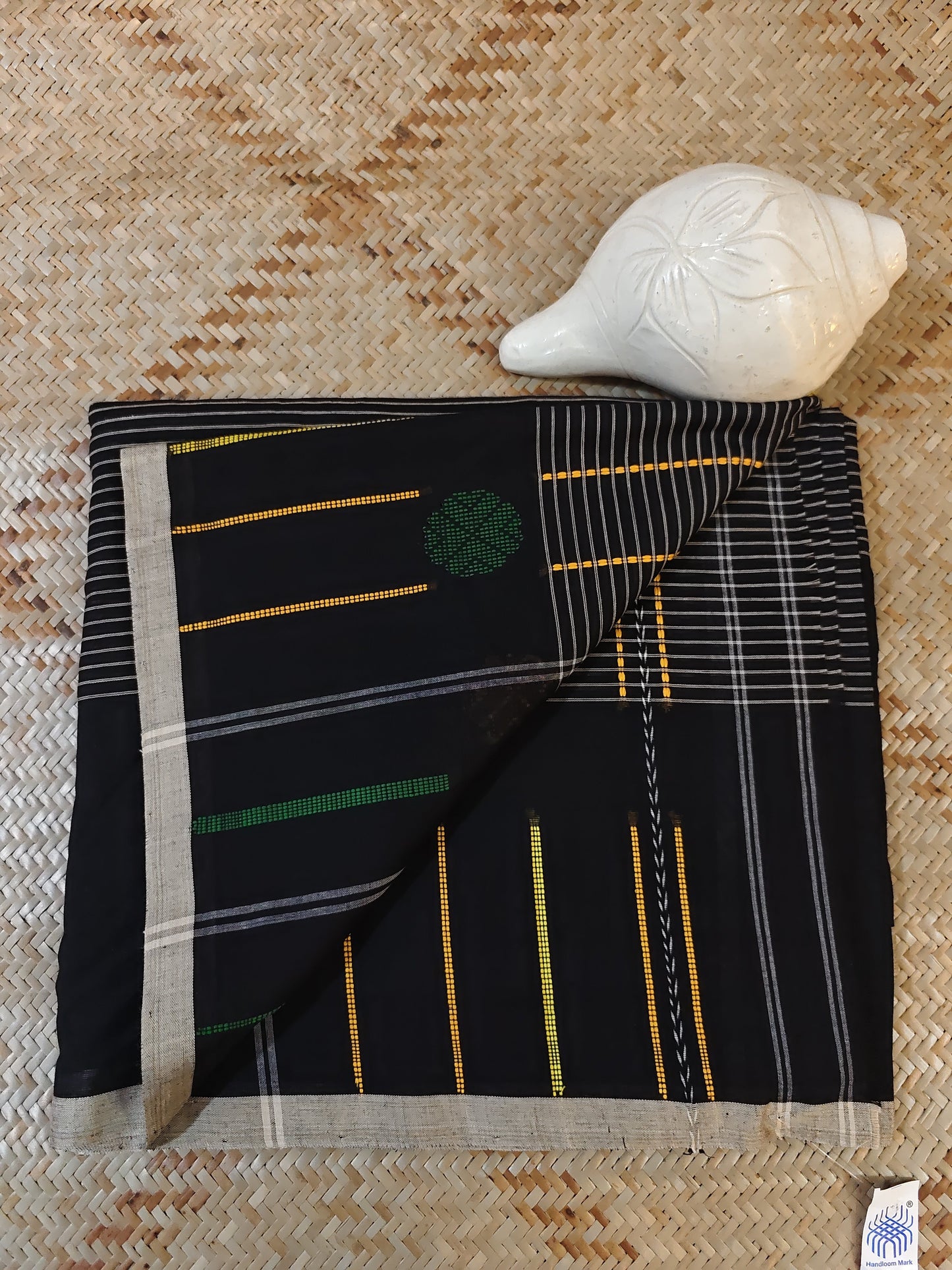 Ekanika Handloom Saree Aadya's Fashion Blings