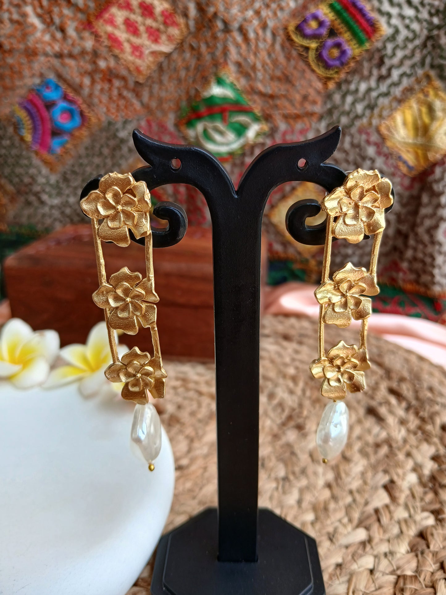 Bakula Pearl Gold