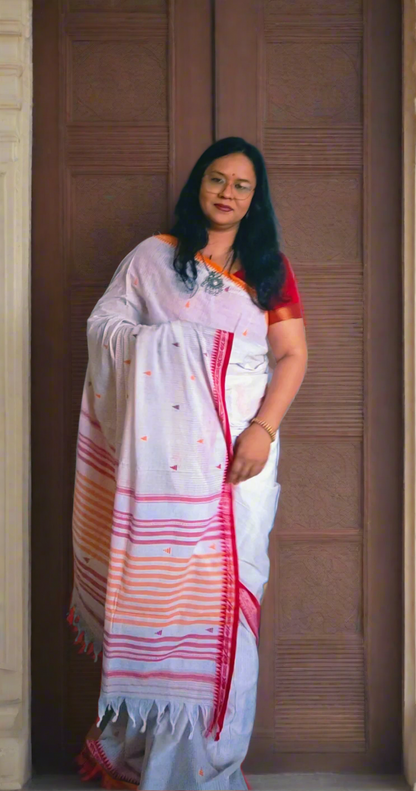 Komolini Handloom Saree Aadya's Fashion Blings