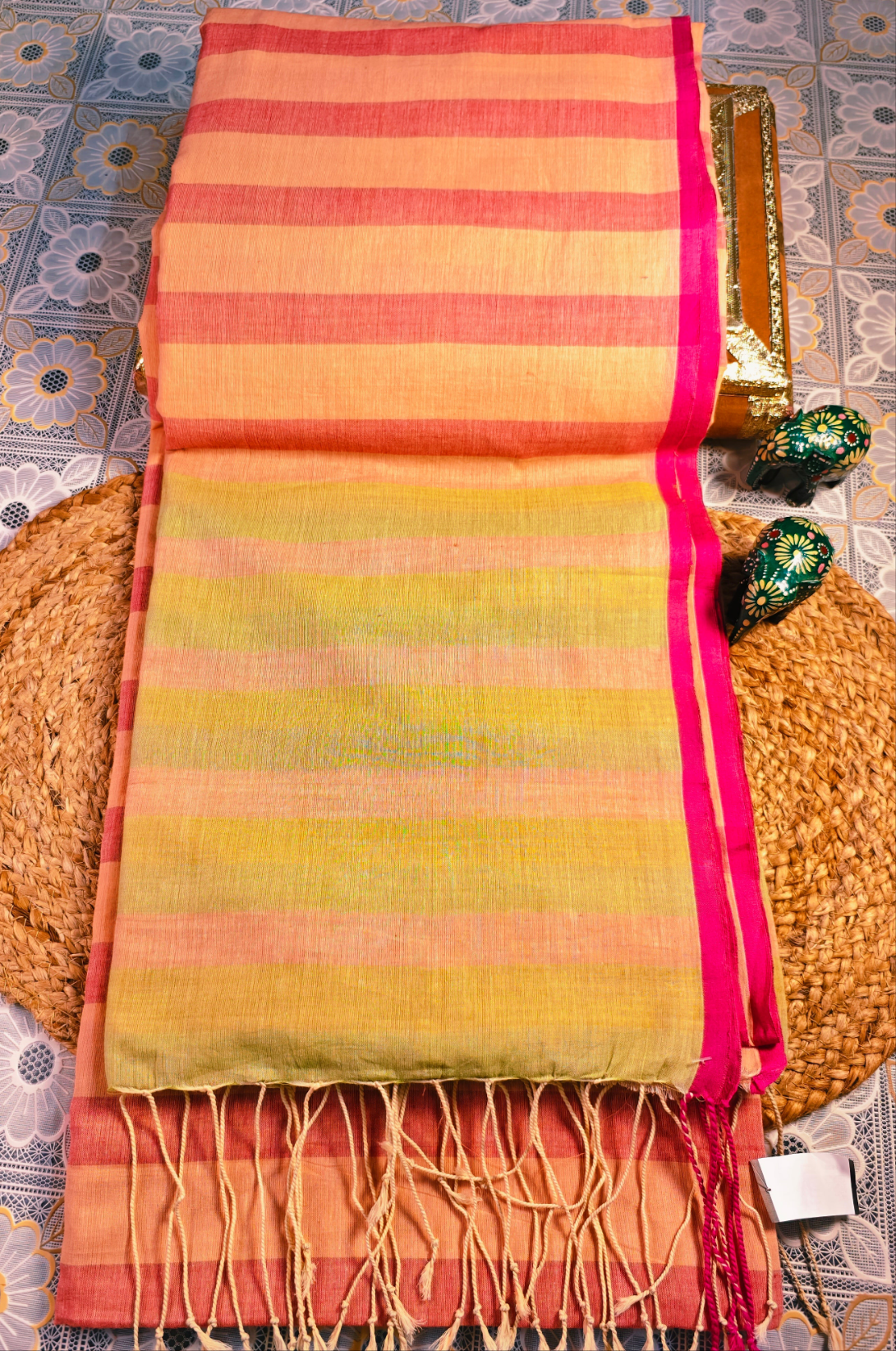 Mrinalika Handloom Saree