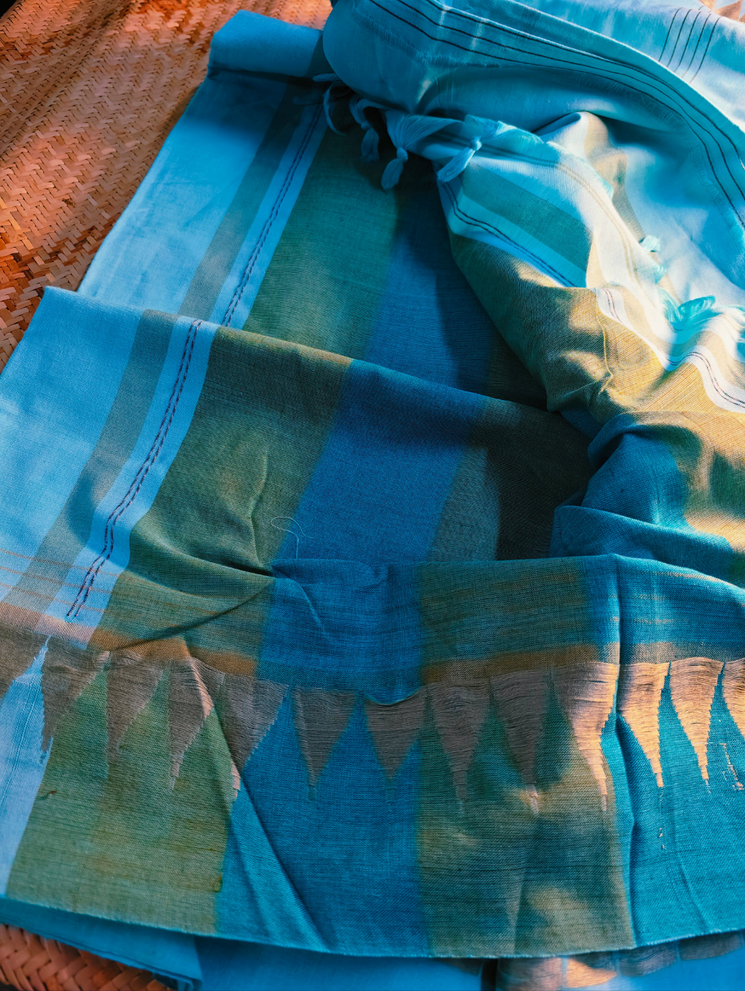 Devahuti Handloom Saree Aadya's Fashion Blings