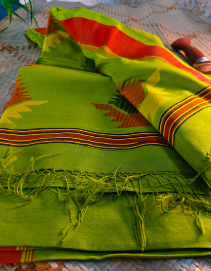 Parijatika Handloom Saree Aadya's Fashion Blings