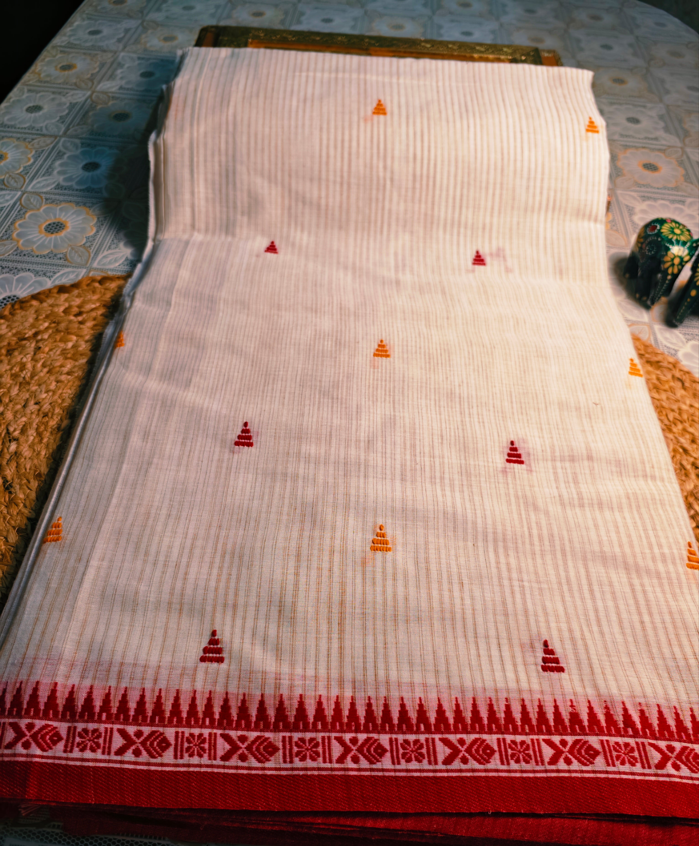 Komolini Handloom Saree