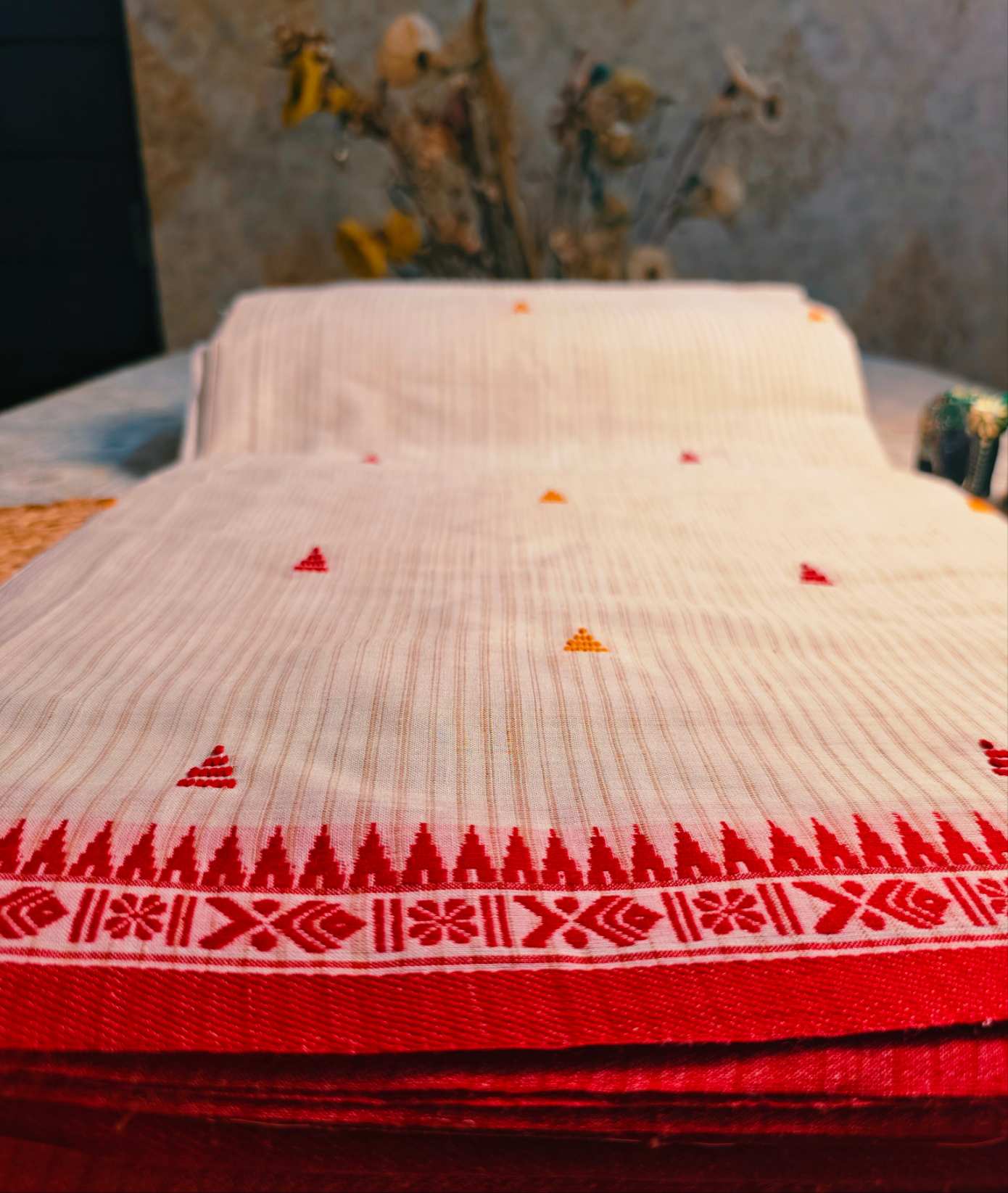 Komolini Handloom Saree