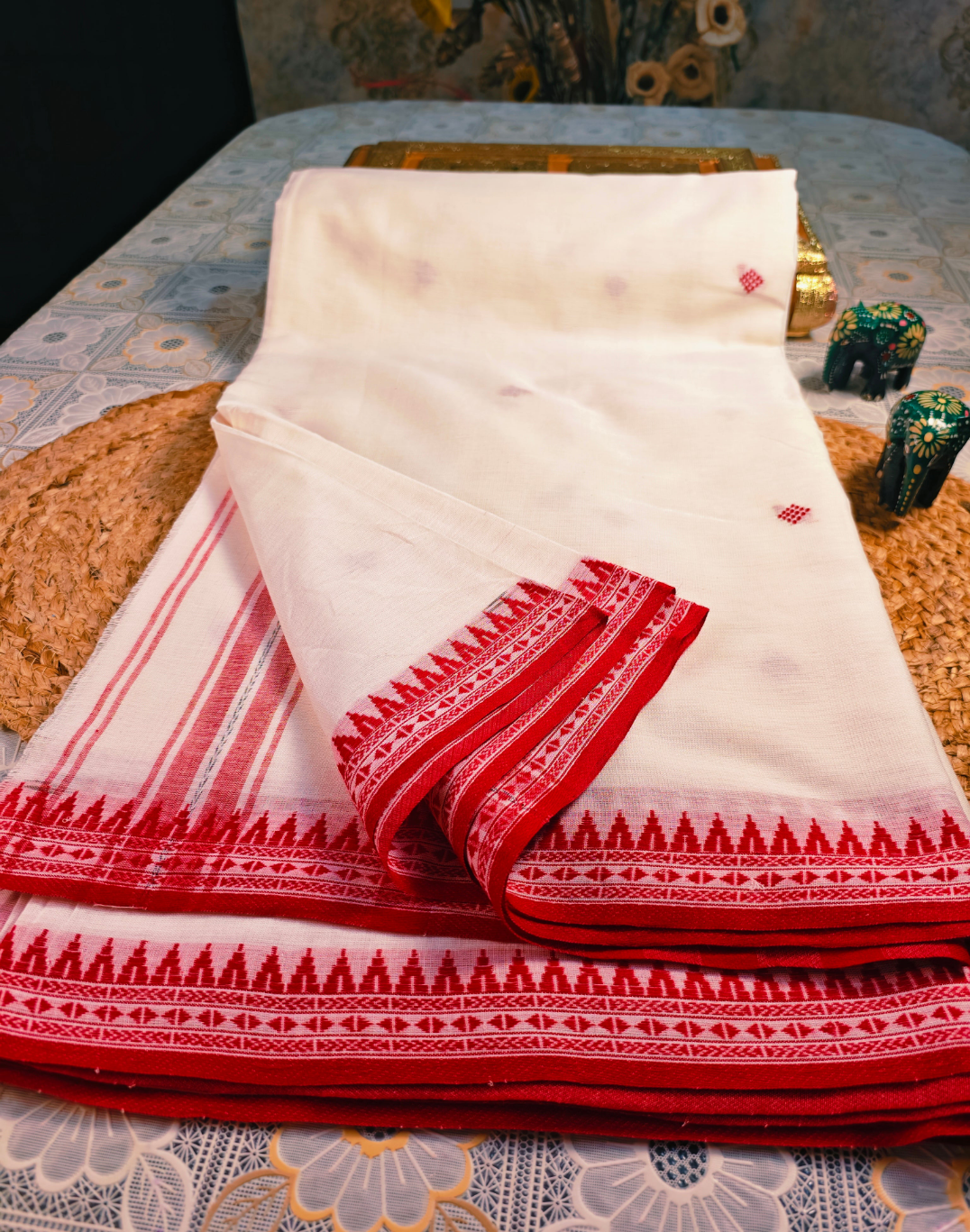 Aabhosh Handloom Saree