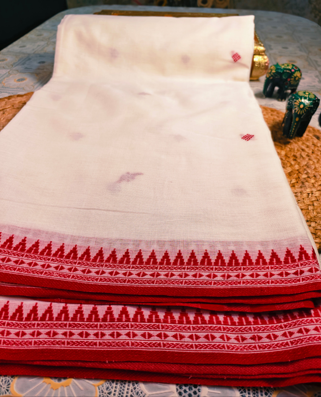 Aabhosh Handloom Saree