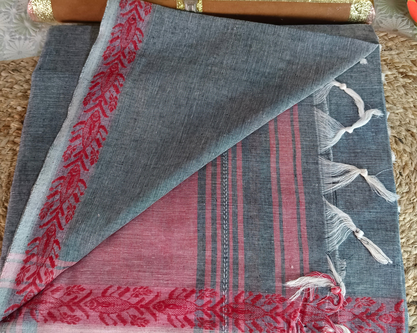Meera Handloom Saree