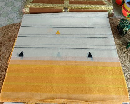 Kesarita Handloom Saree Aadya's Fashion Blings
