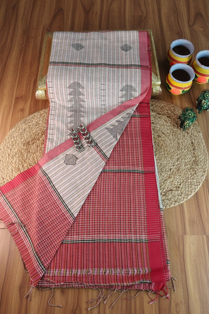 Aagomoni Handloom Saree Aadya's Fashion Blings