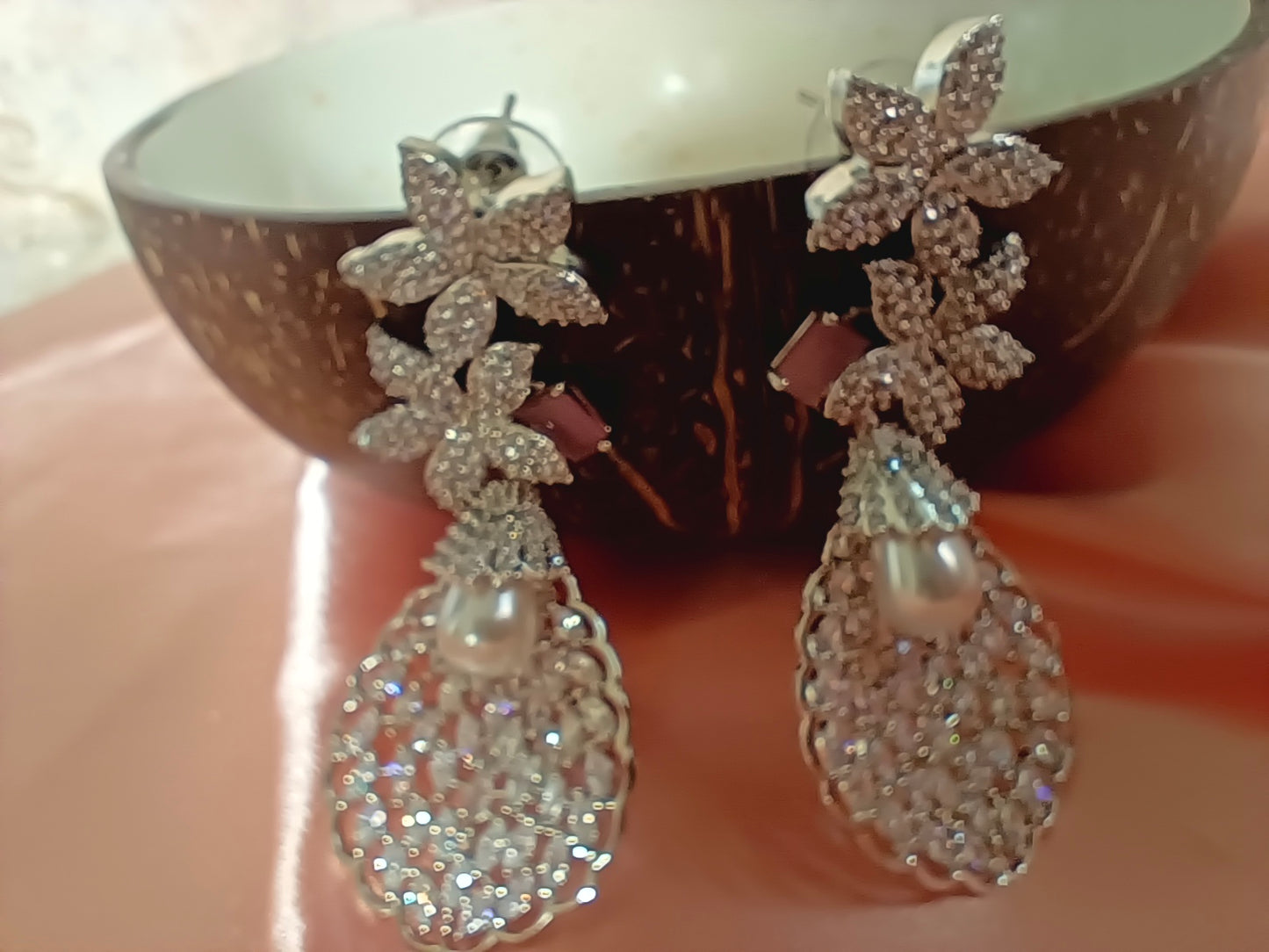 Piyu Pink White Earrings