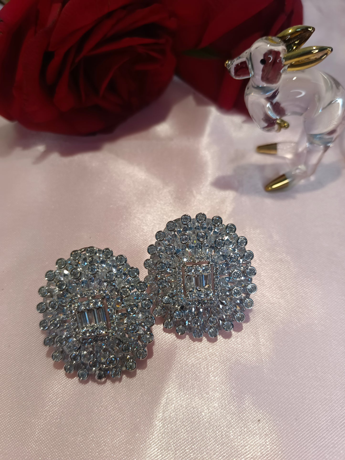 Daisy White Studds