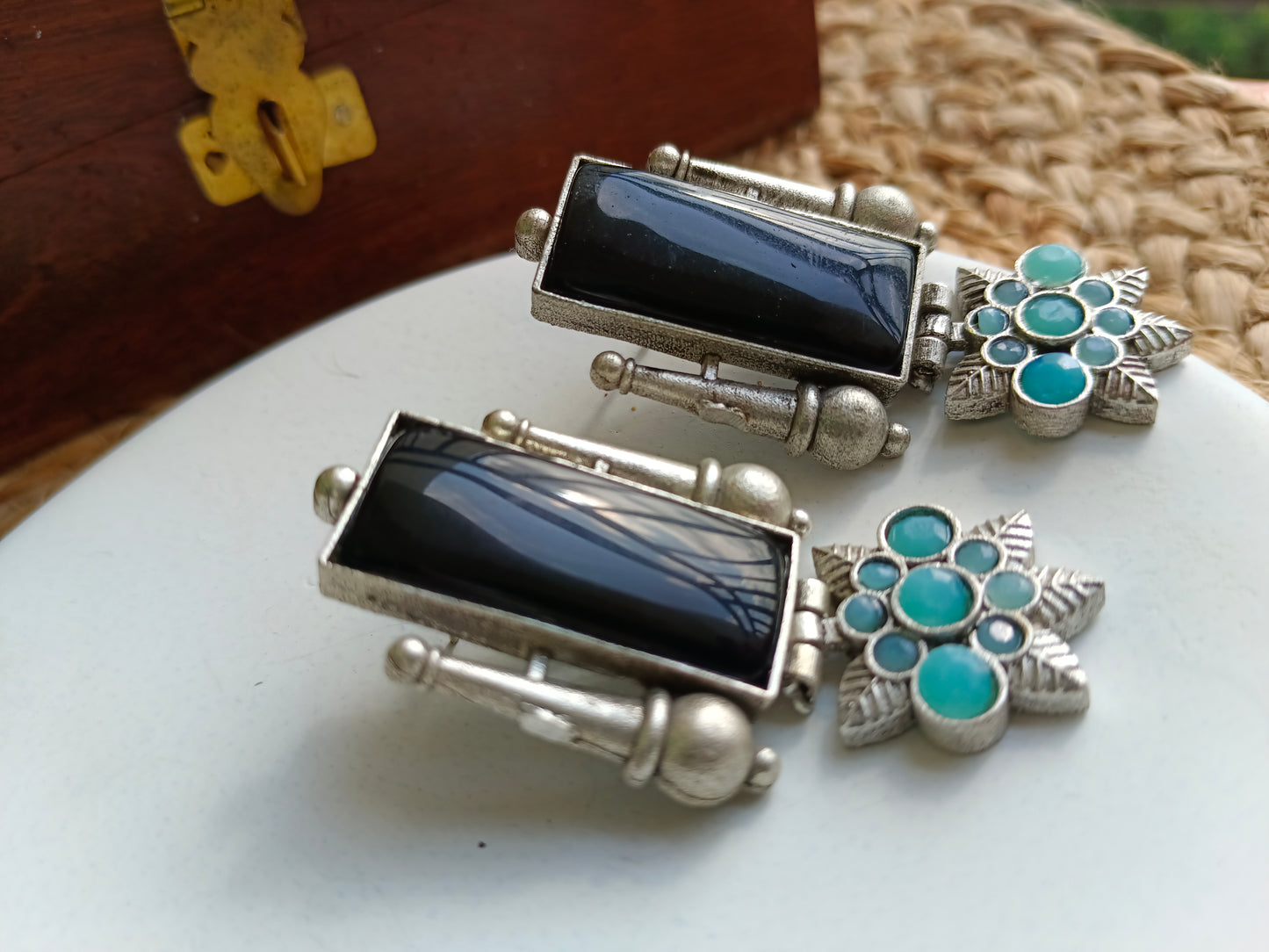 Meera Black Earrings