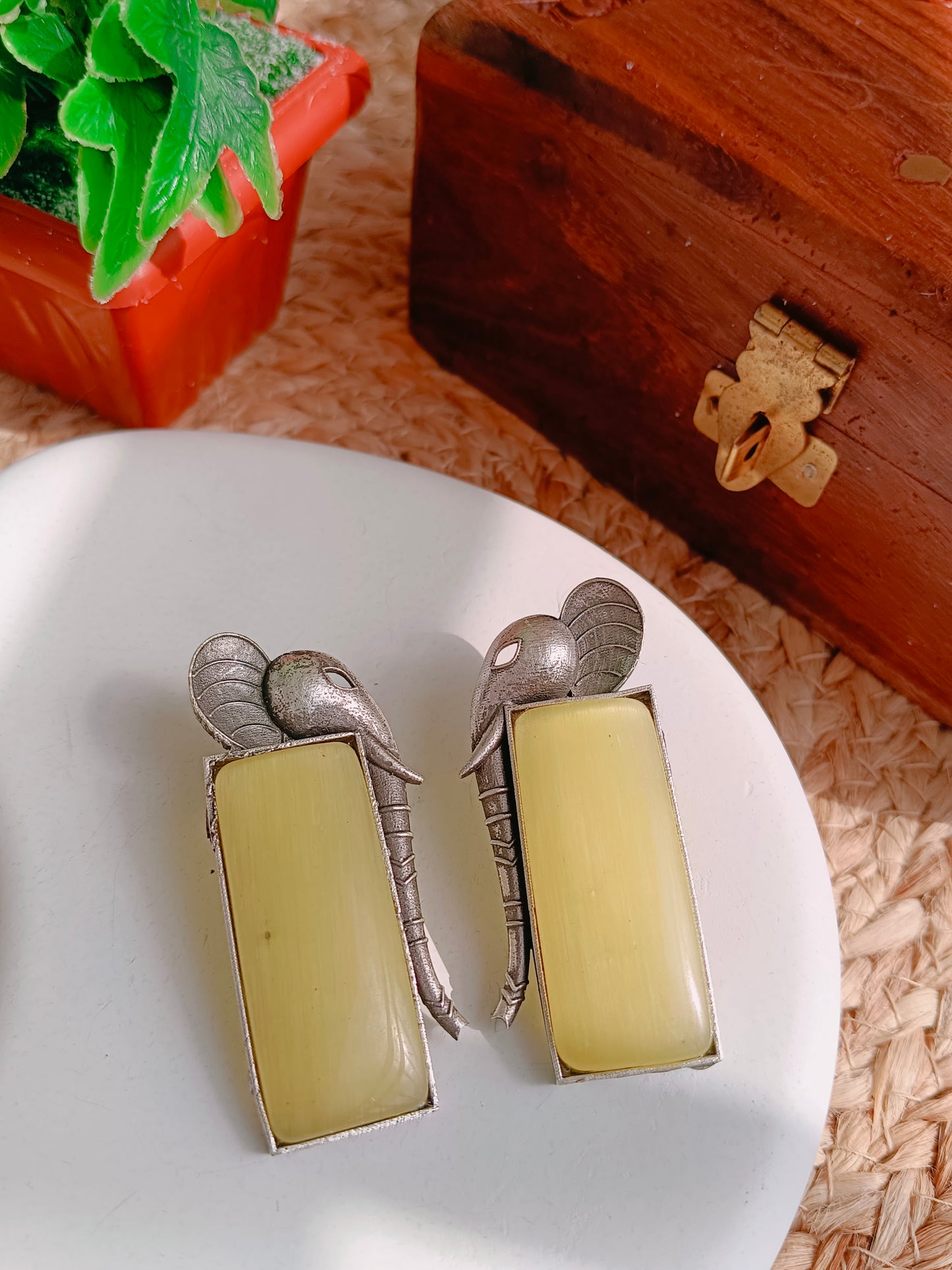 Gajraasi Yellow Studds