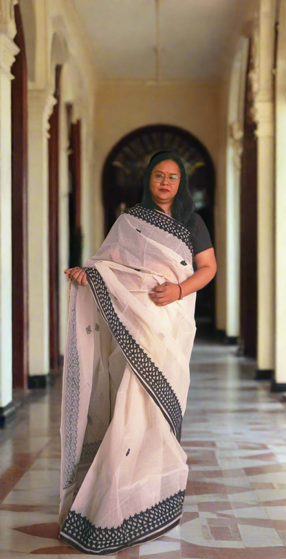 Noor-e-Kala Handloom Saree Aadya's Fashion Blings