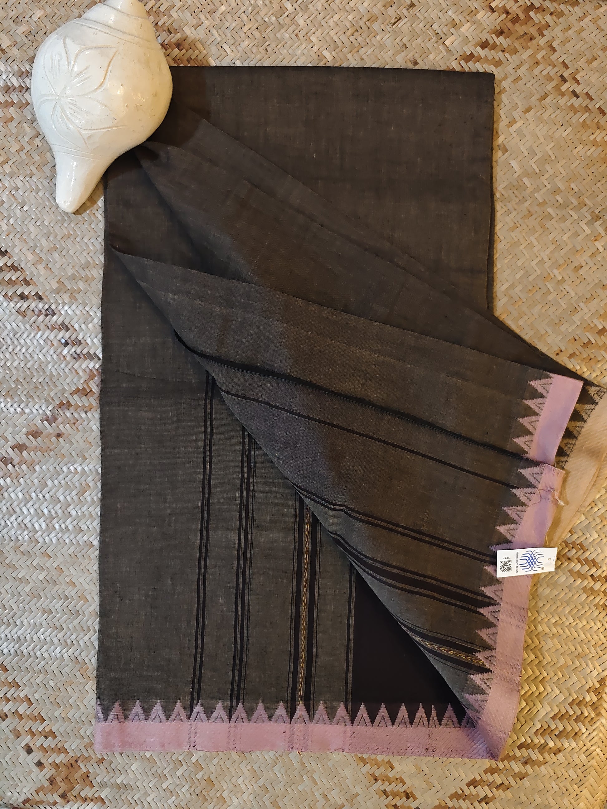 Devyani Handloom Saree Aadya's Fashion Blings