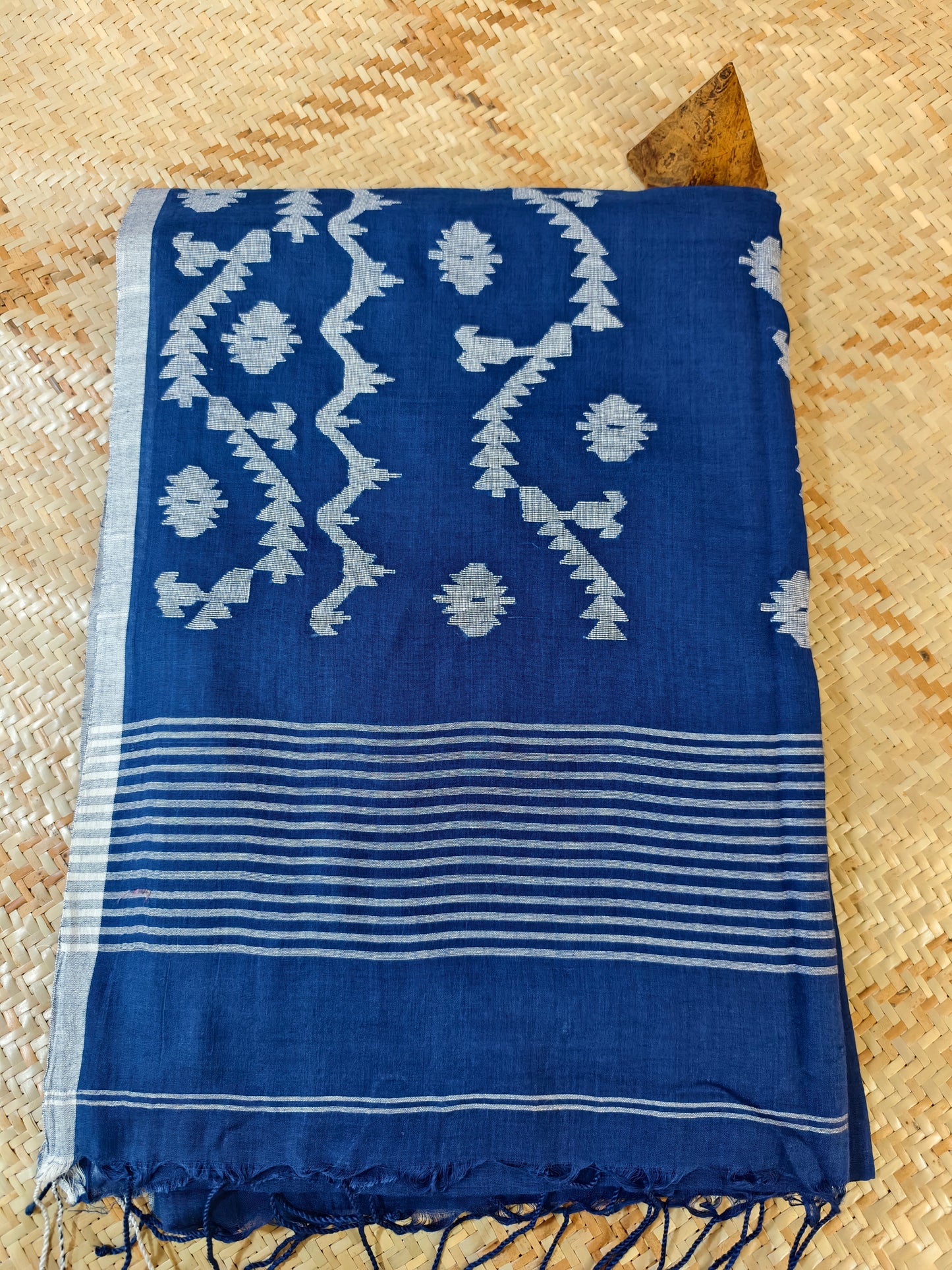 Saniya Handspun Handwoven Jamdani Aadya's Fashion Blings