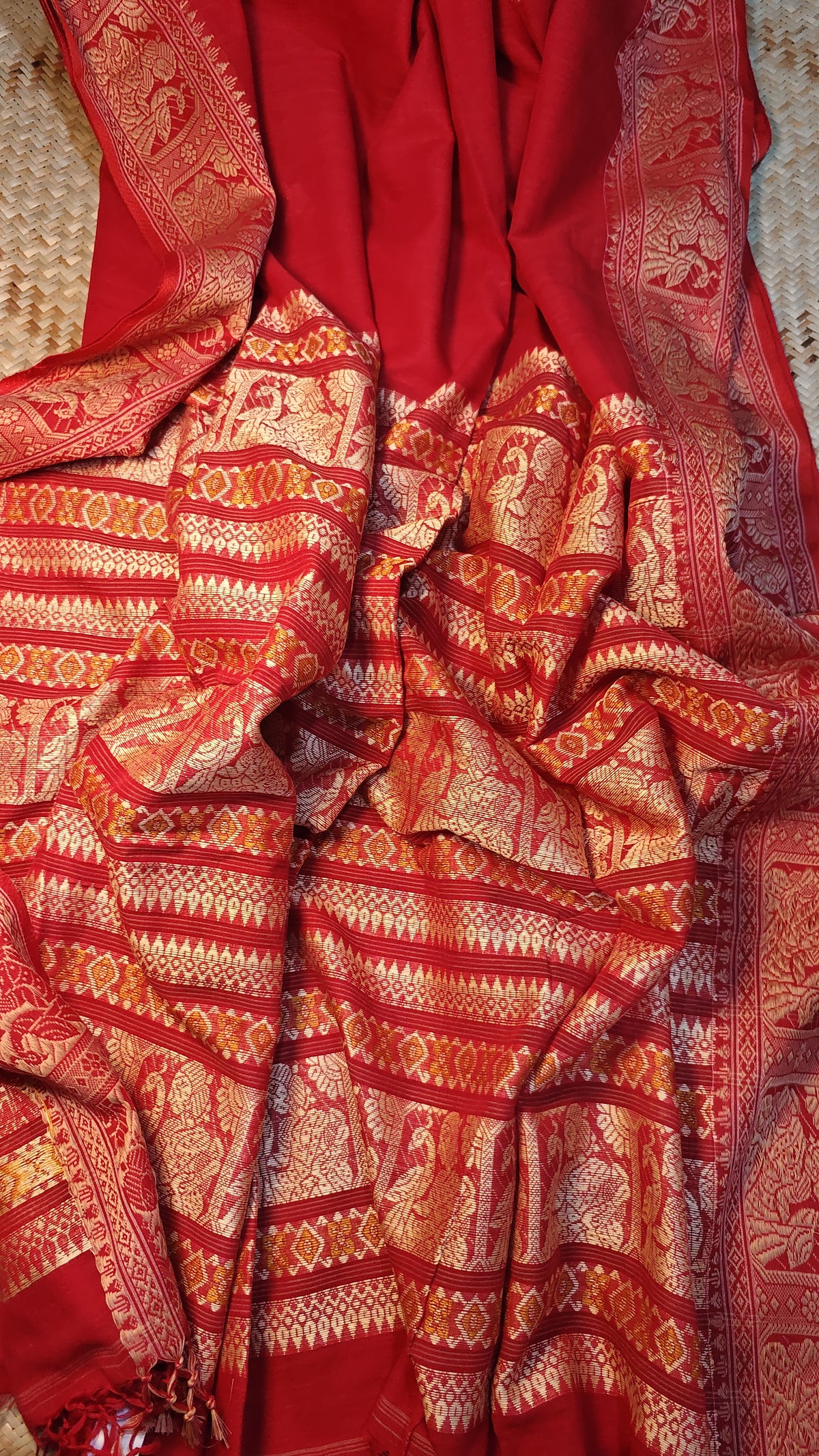 Poushali Handwoven Saree Aadya's Fashion Blings