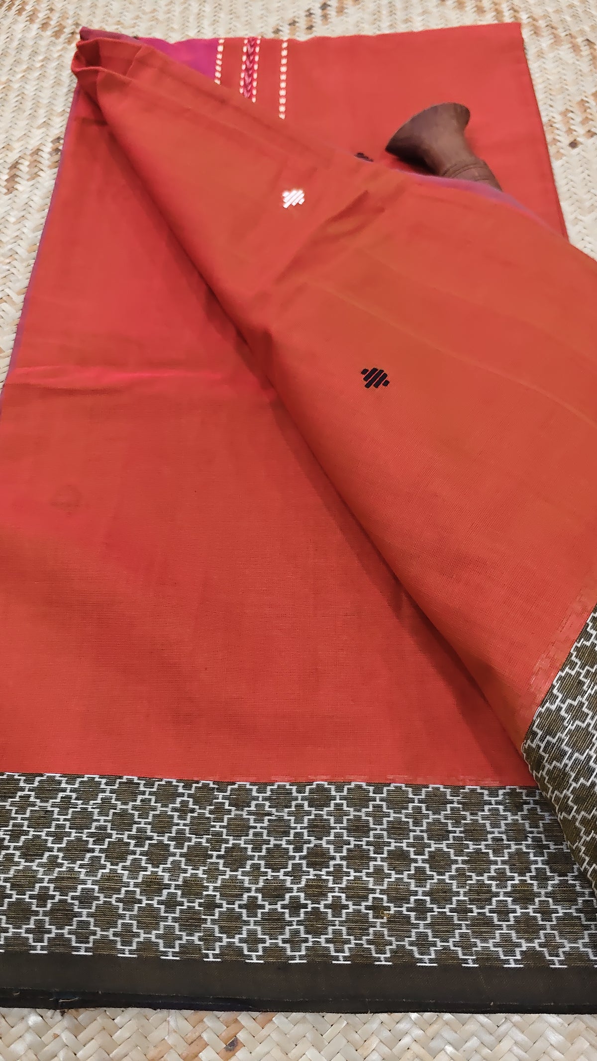 Ishani Handwoven Saree Aadya's Fashion Blings