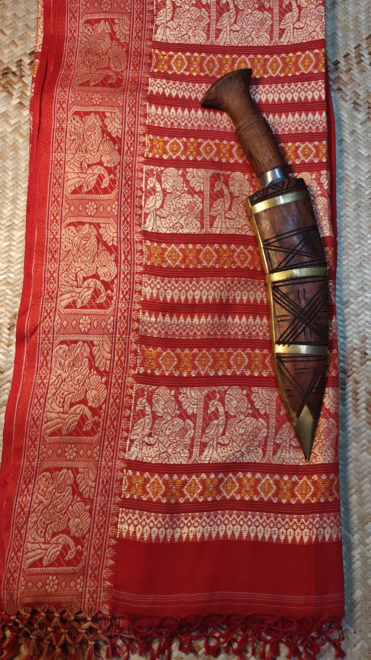 Poushali Handwoven Saree Aadya's Fashion Blings