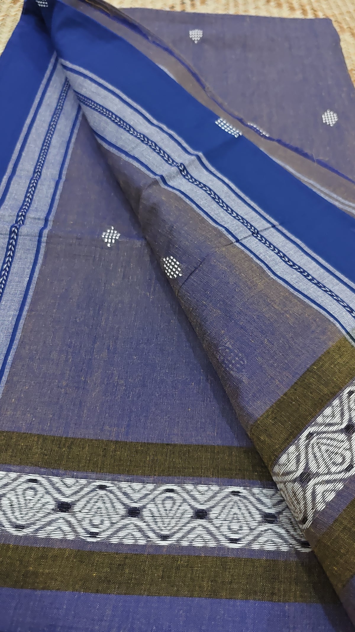 Vasudha Handloom Saree Aadya's Fashion Blings