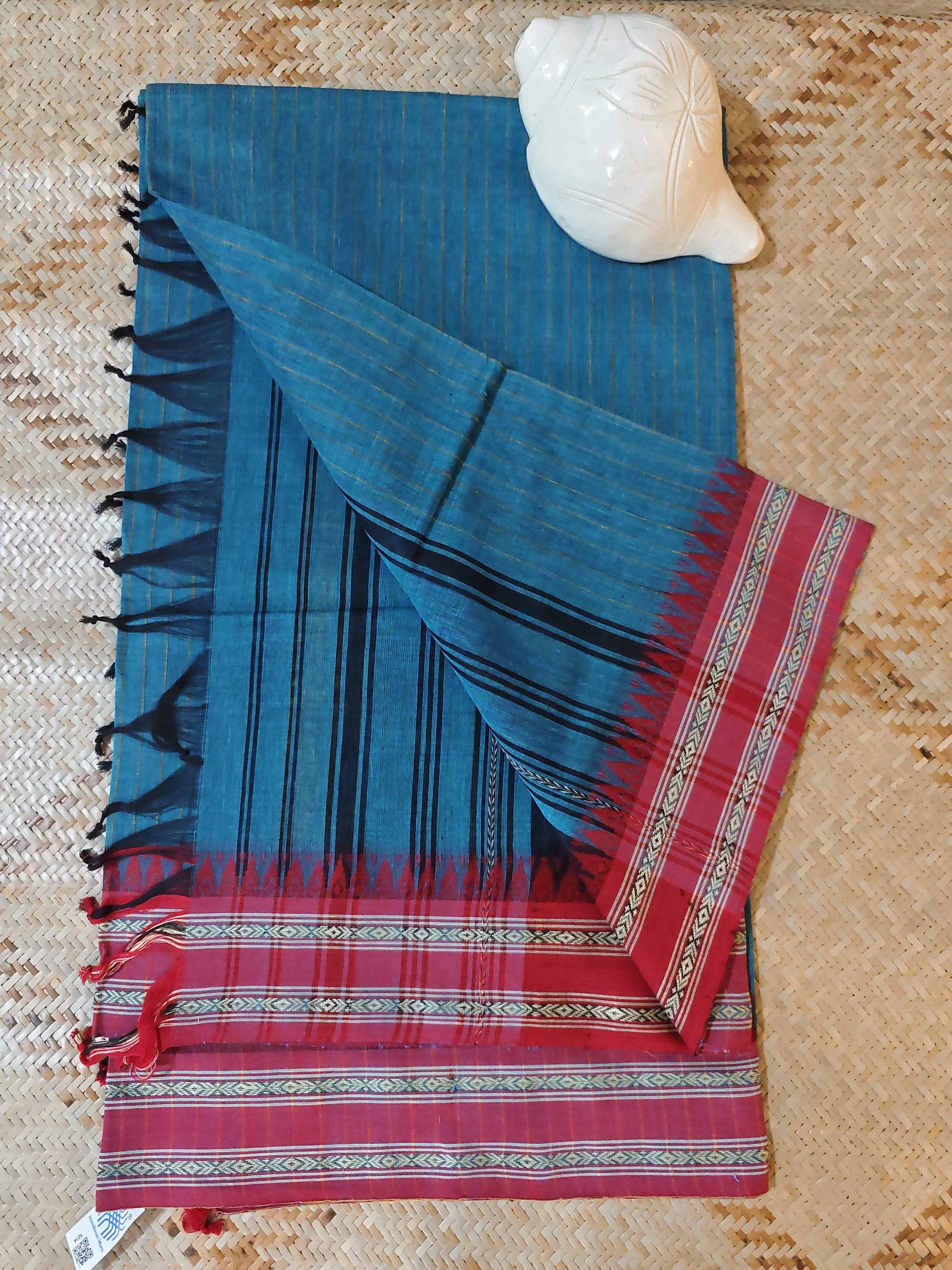 Arunika Handloom Saree Aadya's Fashion Blings