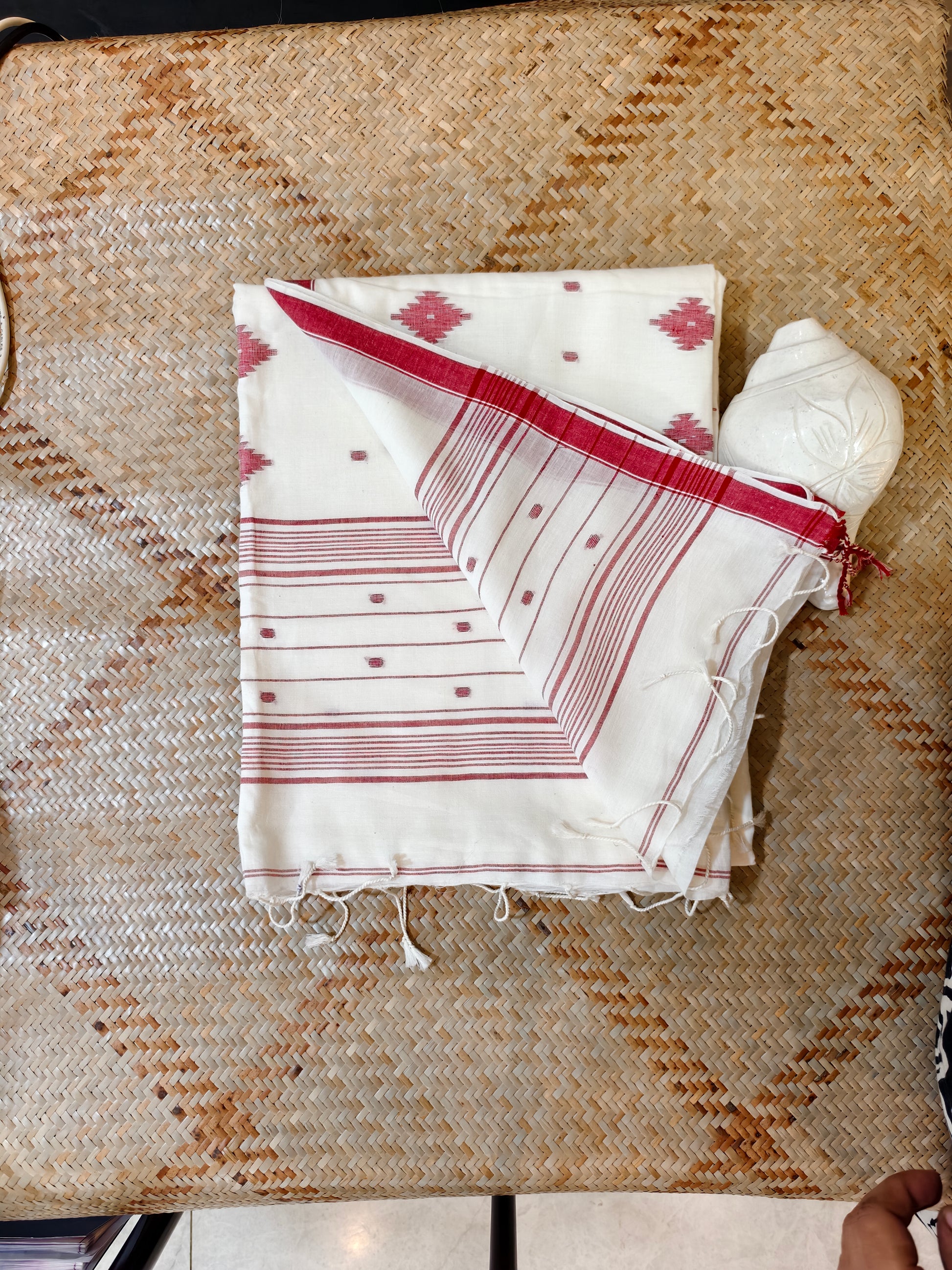 Shubhra Handspun Handwoven Jamdani Aadya's Fashion Blings