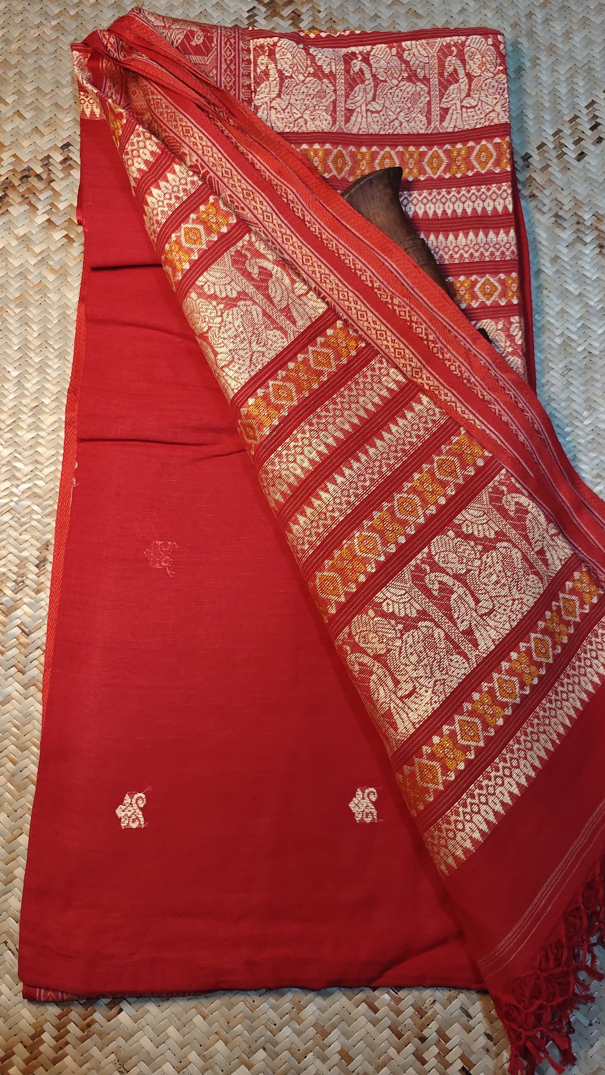 Poushali Handwoven Saree Aadya's Fashion Blings