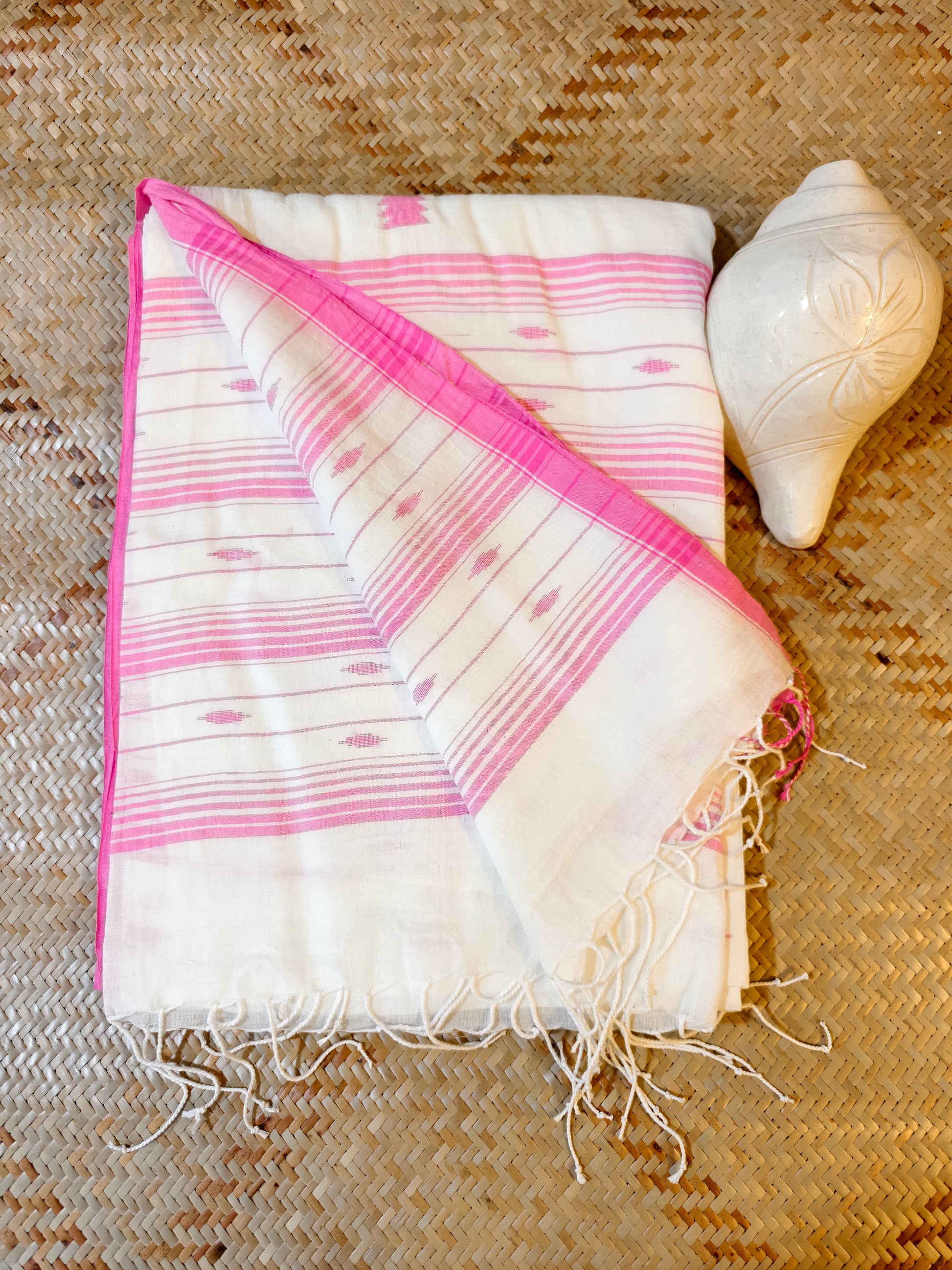 Sharvika Handspun Handwoven Jamdani Aadya's Fashion Blings