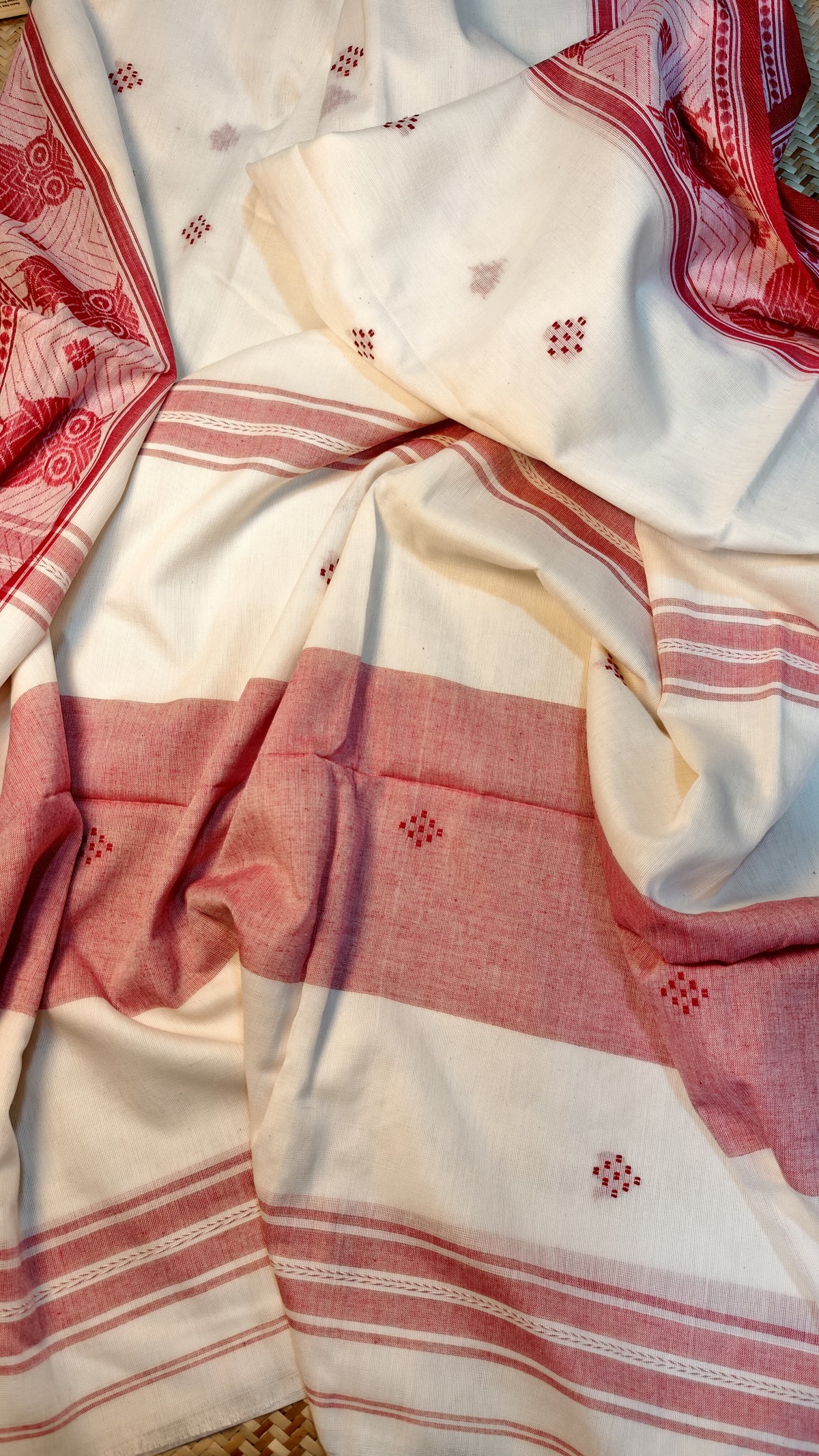 Chandrabali Handwoven Saree Aadya's Fashion Blings