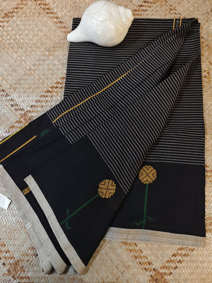 Ekanika Handloom Saree Aadya's Fashion Blings
