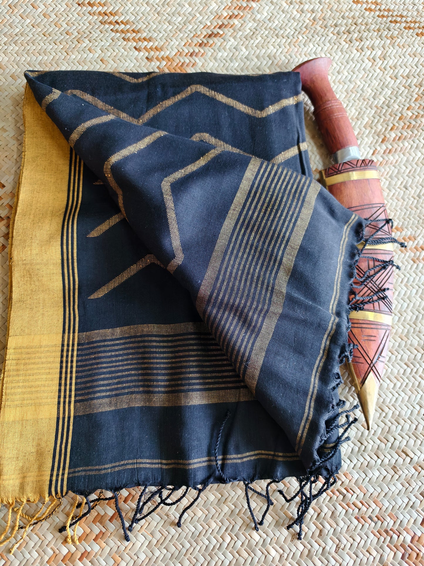 Ishani Handloom Jamdani Aadya's Fashion Blings