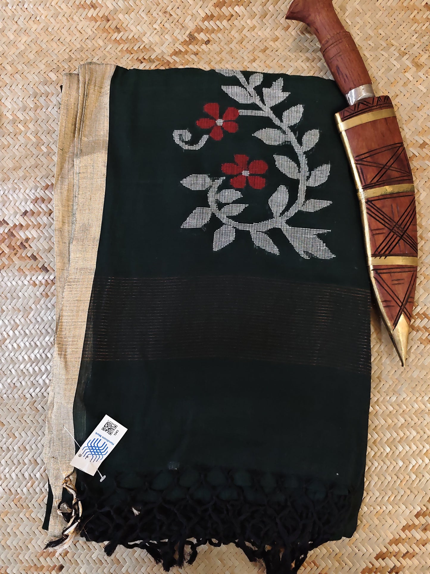Oeshi Handloom Saree Aadya's Fashion Blings