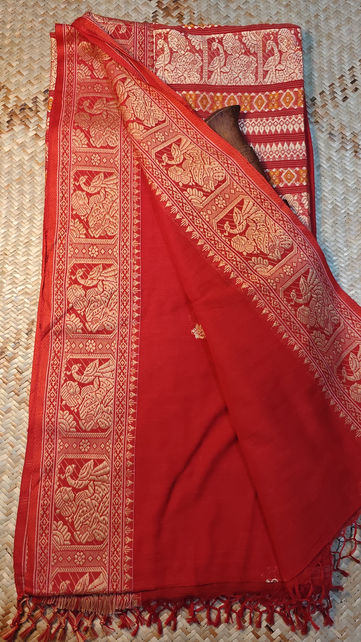 Poushali Handwoven Saree Aadya's Fashion Blings
