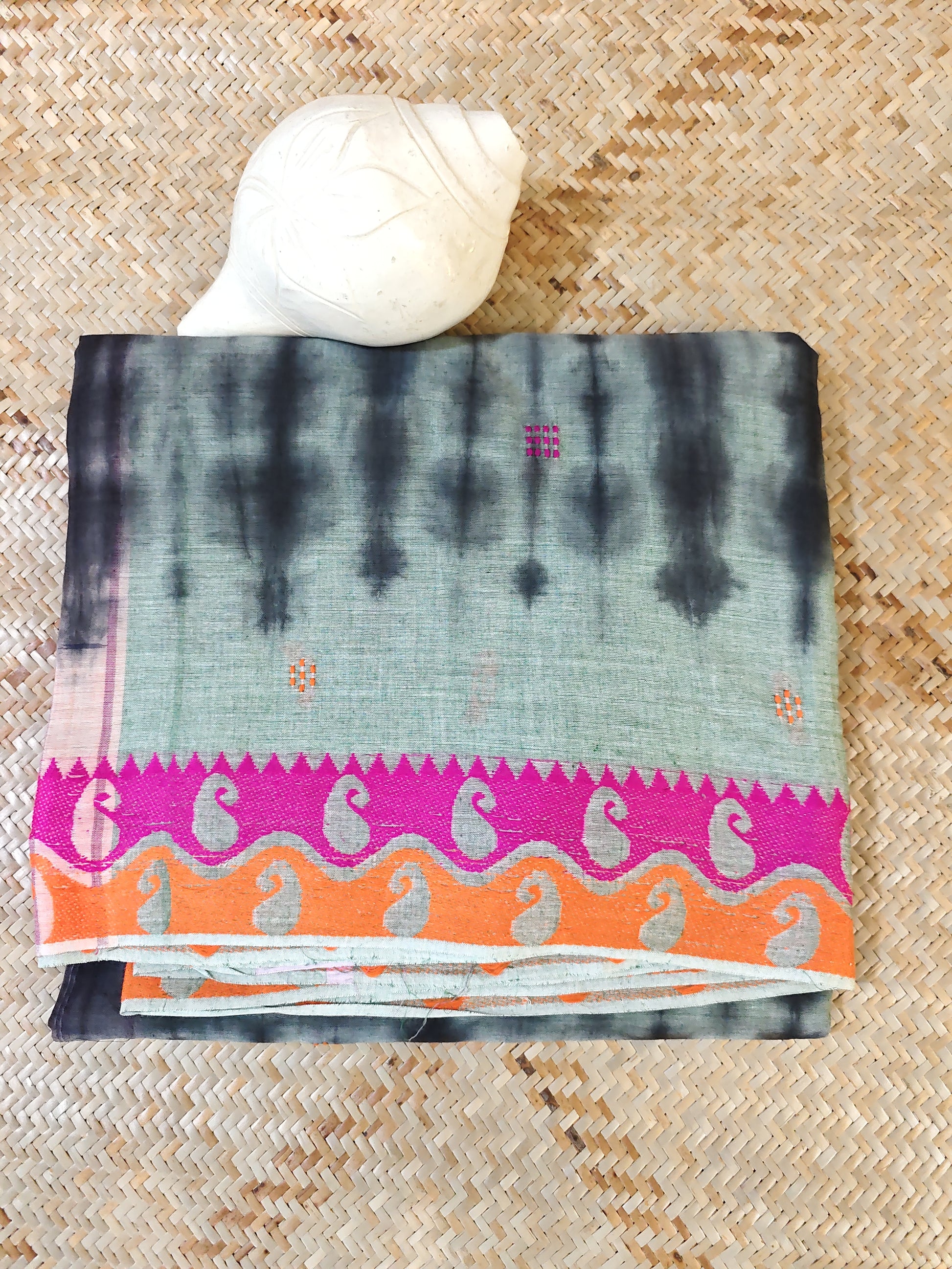 Aaryahi Handloom Saree Aadya's Fashion Blings