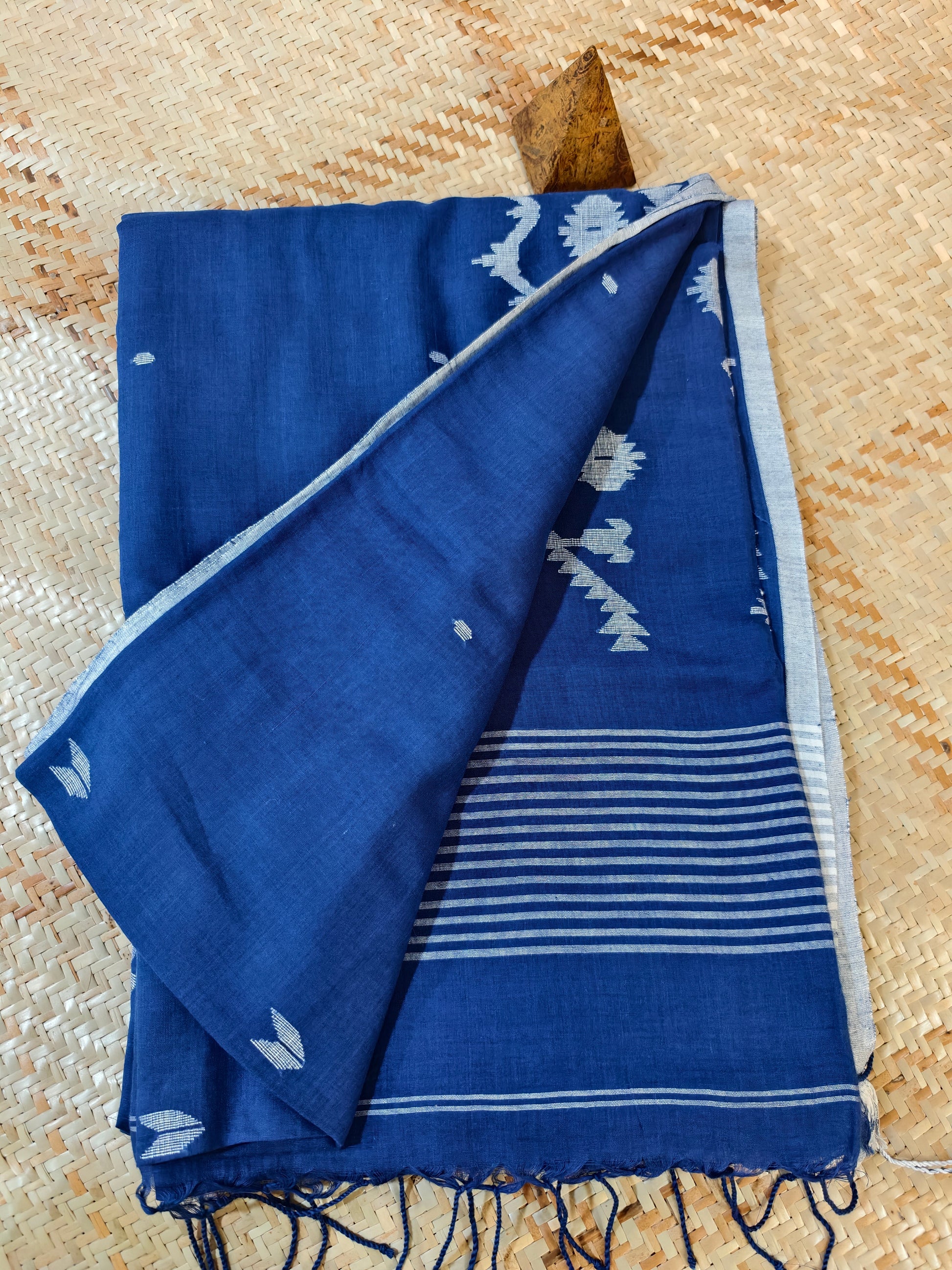 Saniya Handspun Handwoven Jamdani Aadya's Fashion Blings