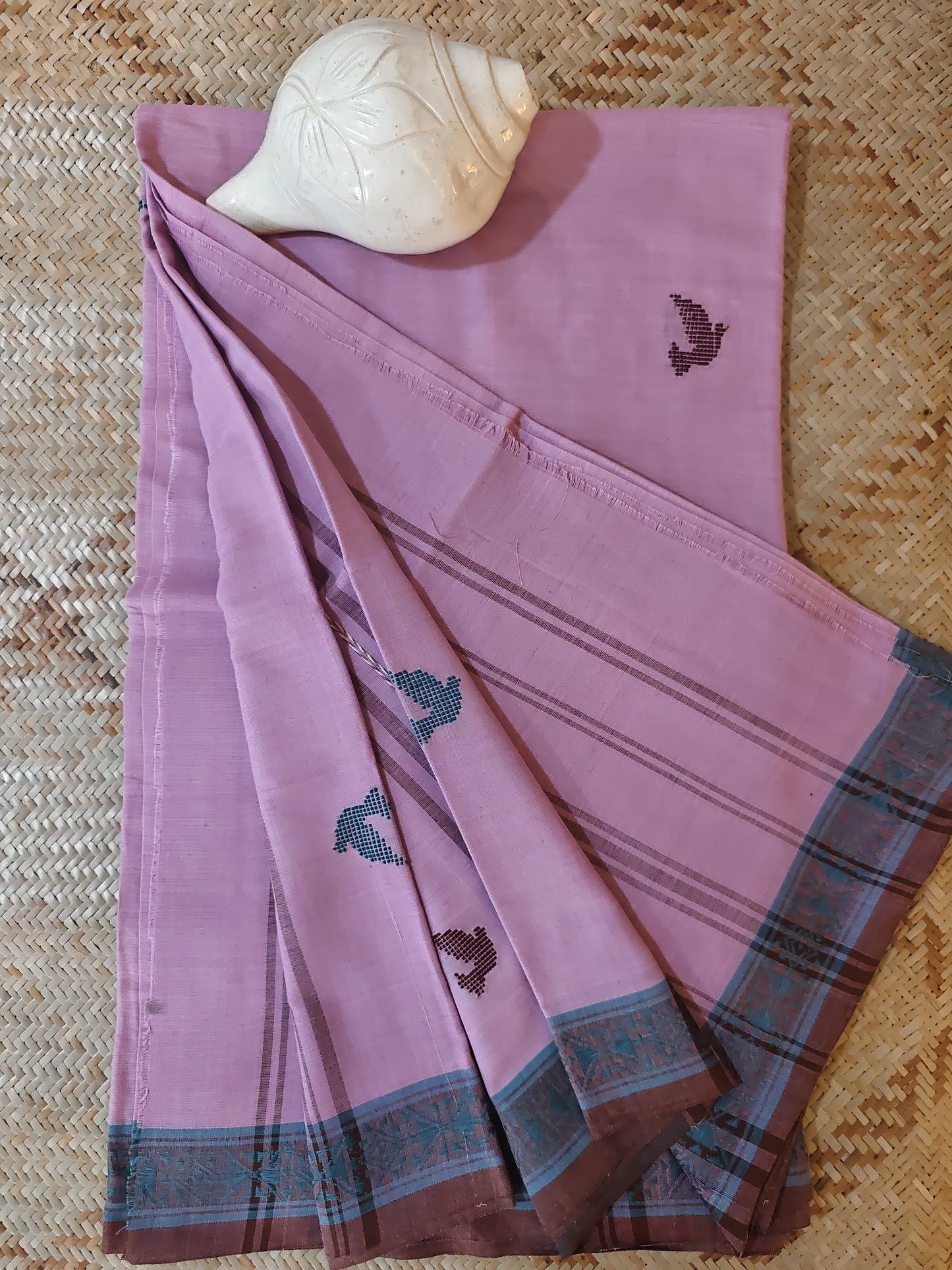Ekanshi Handloom Saree Aadya's Fashion Blings